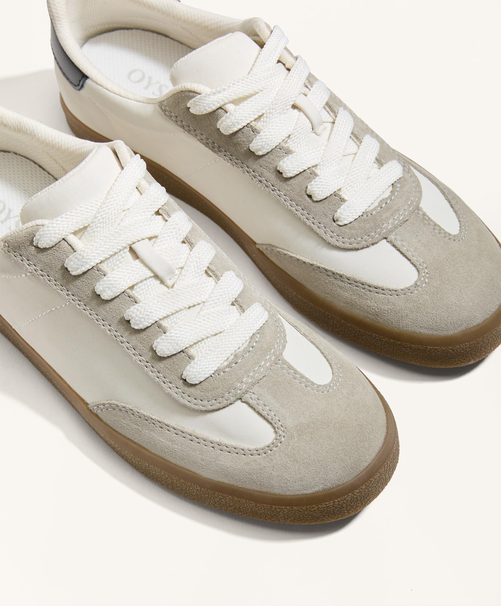 NYLON AND SPLIT LEATHER TRAINERS