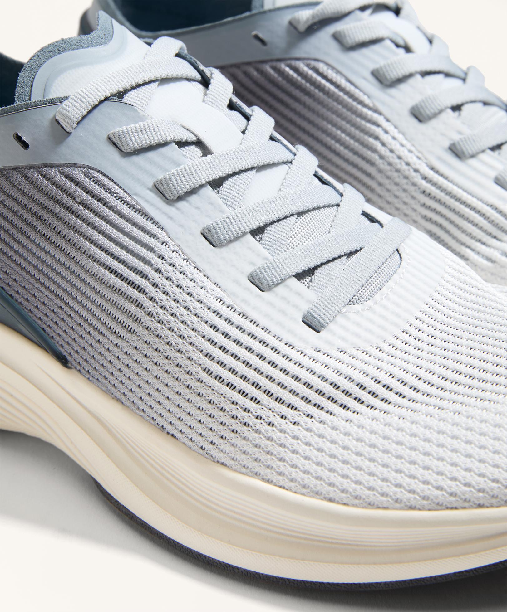 RUNNING SHOES  BEGINNERS, LIGHTWEIGHT