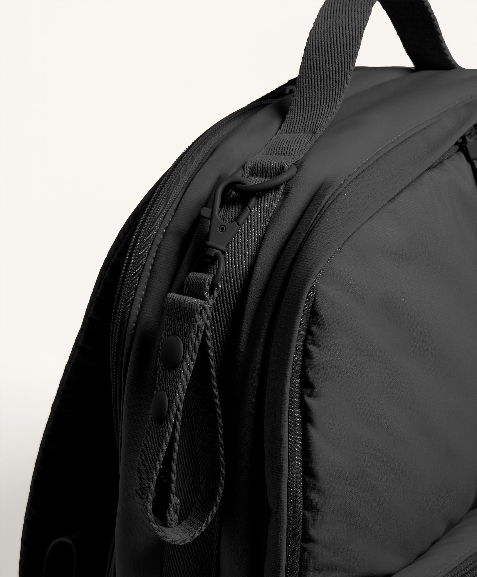 MAXI MATERNITY BACKPACK