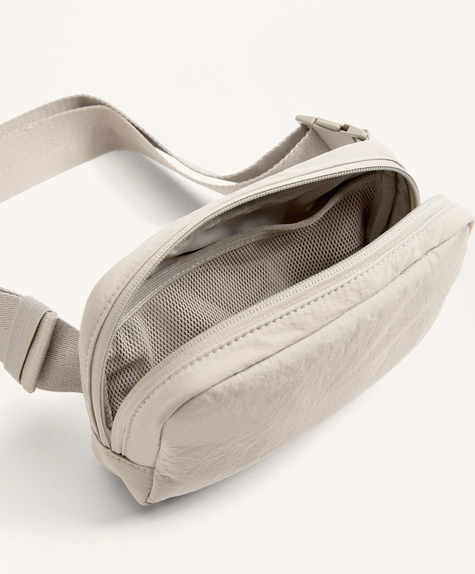 CROSS BODY BELT BAG