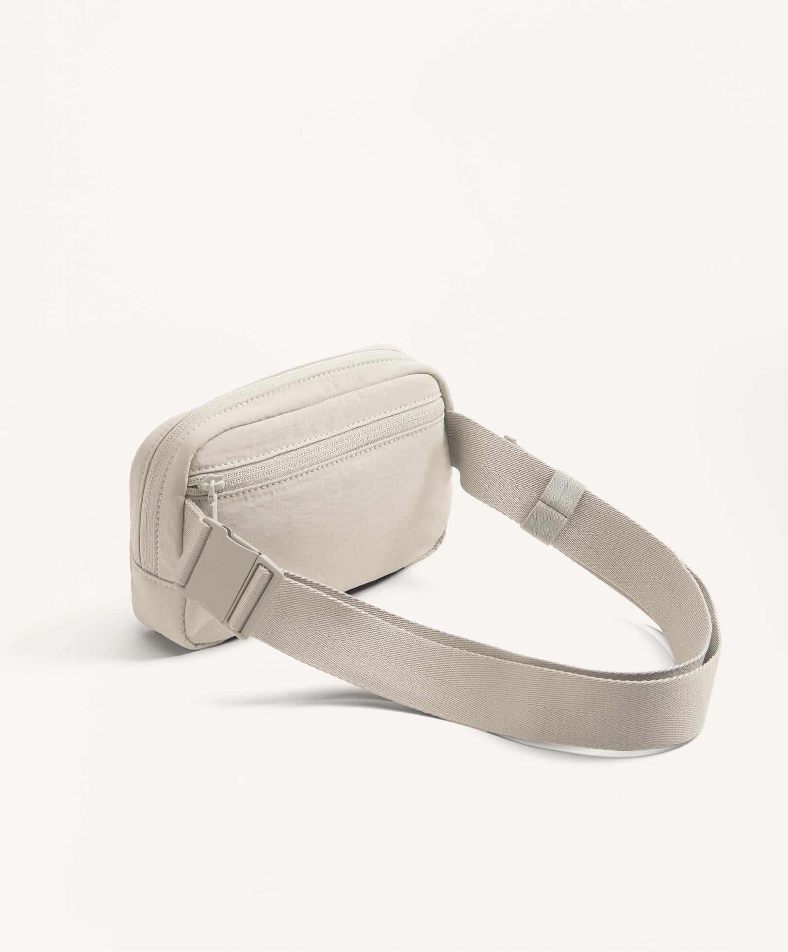 CROSS BODY BELT BAG