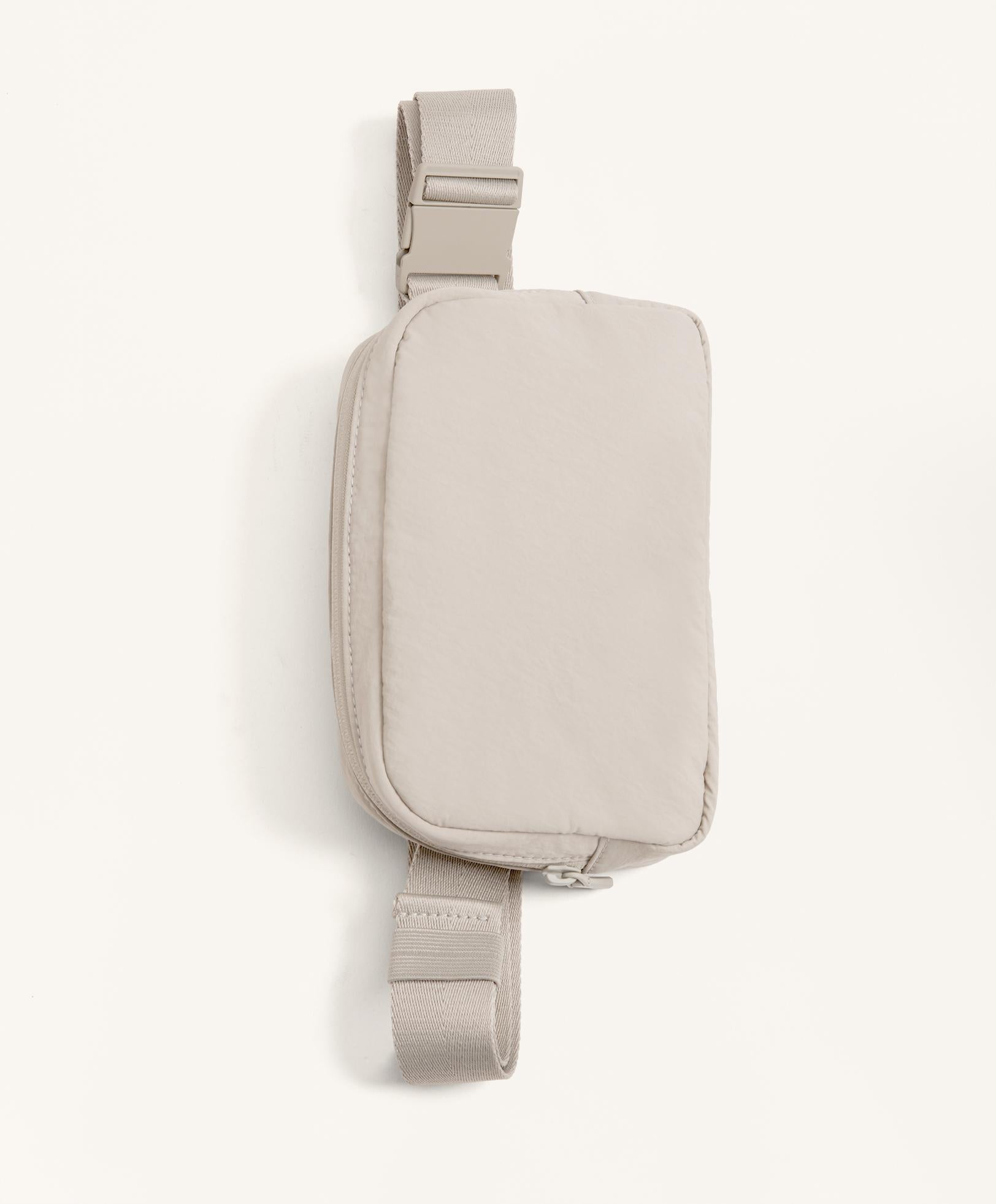 CROSS BODY BELT BAG