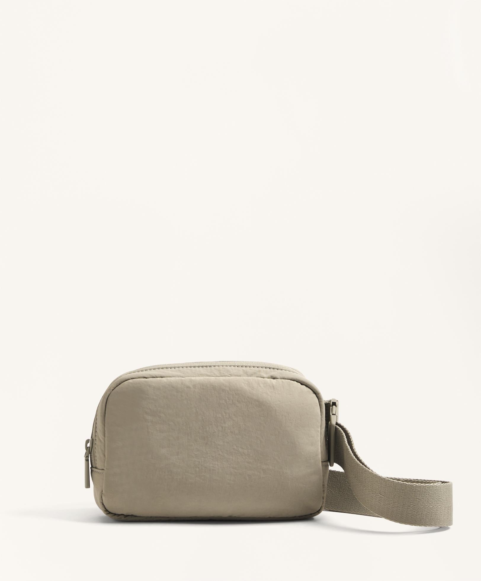 CROSS BODY BELT BAG