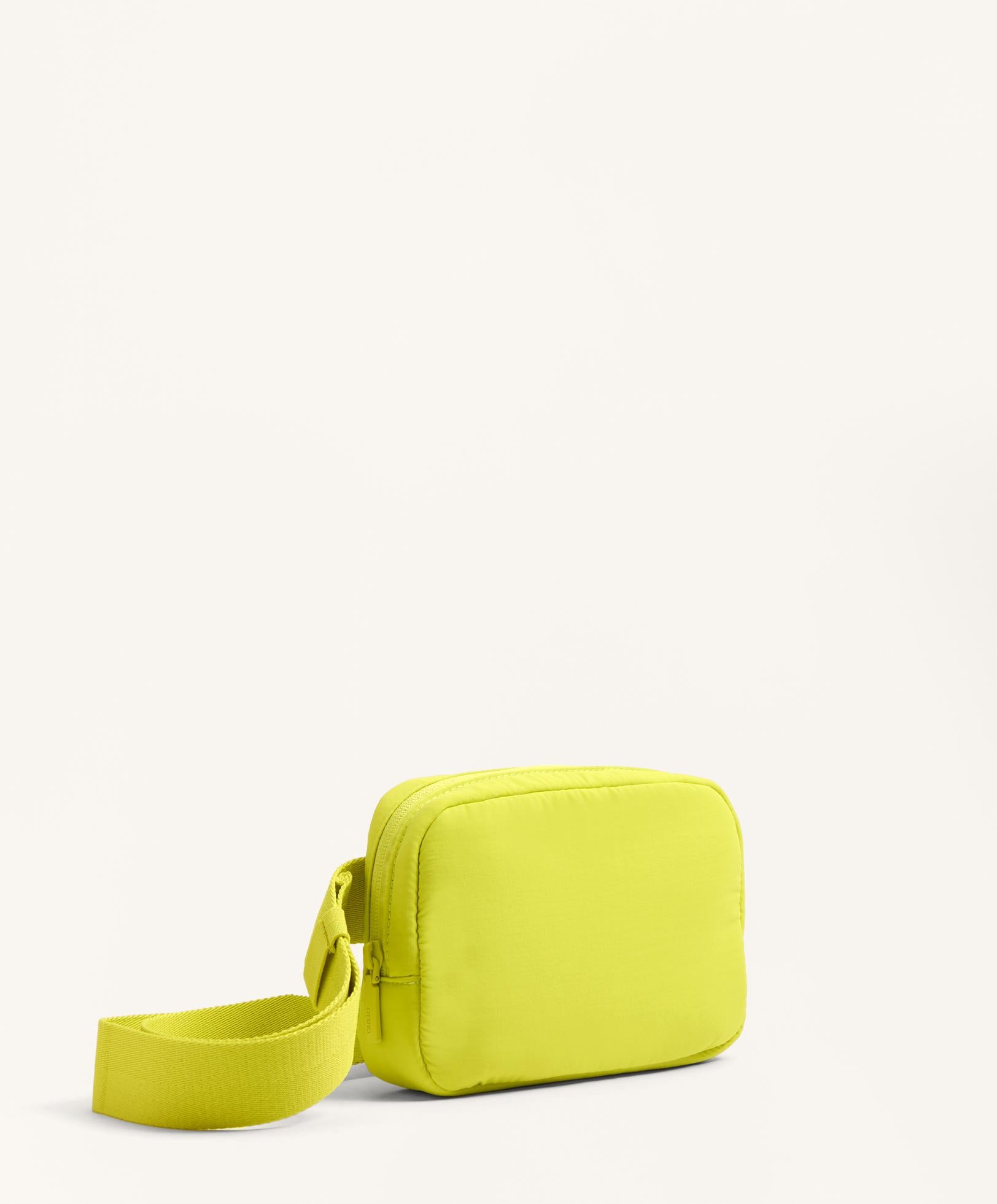 CROSS BODY BELT BAG
