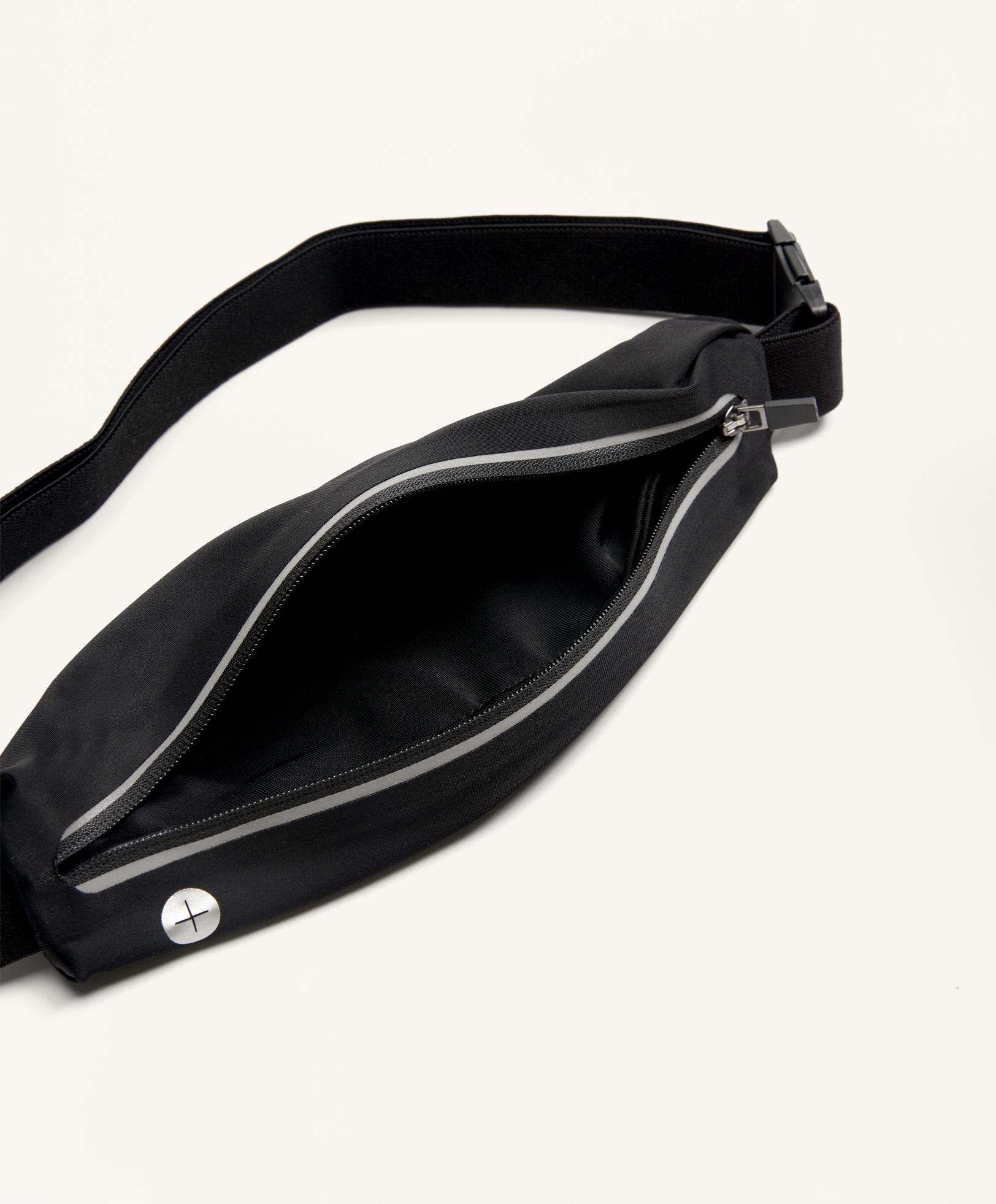 ADJUSTABLE WATER REPELLENT RUNNING BUM BAG