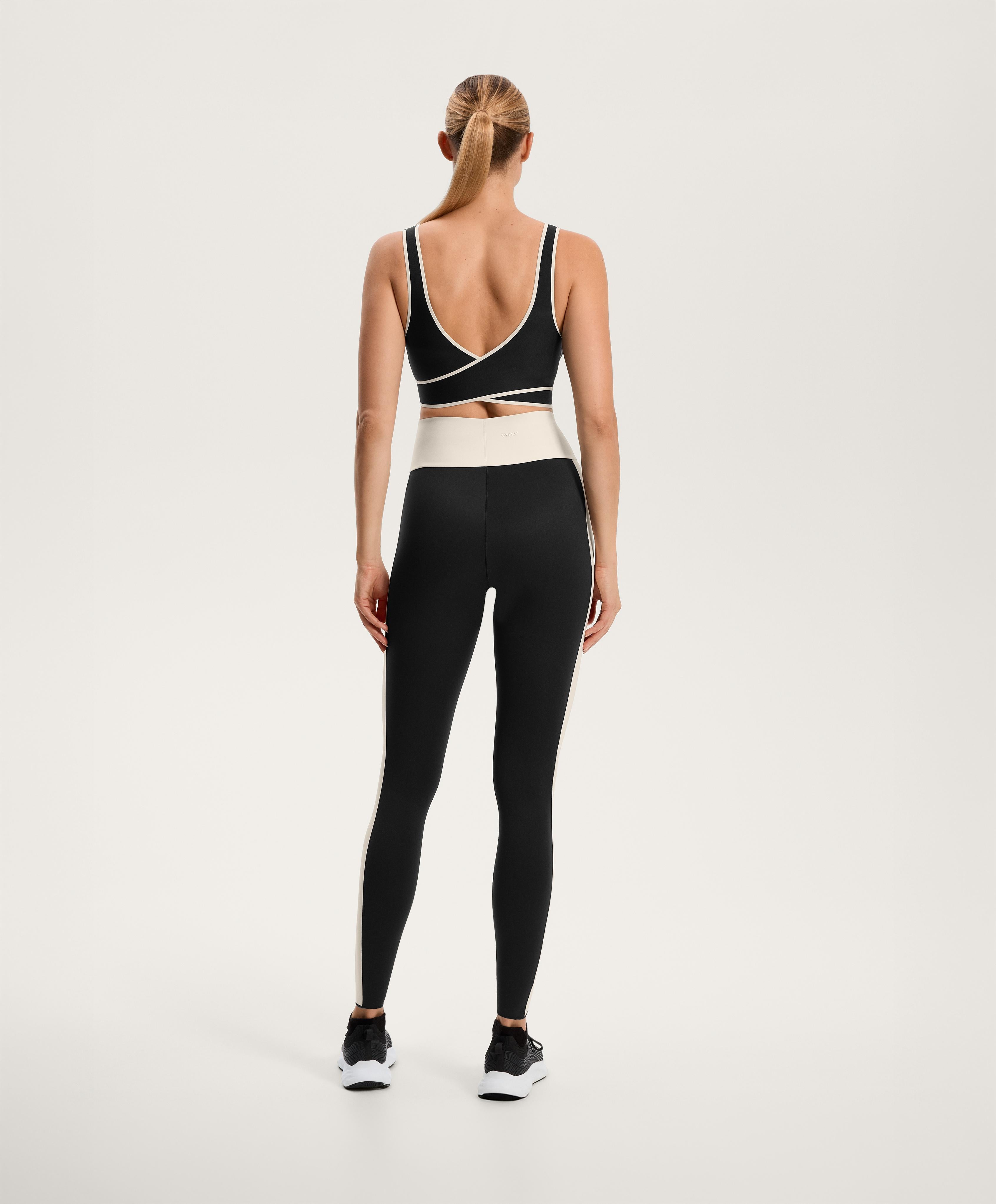 PERFECT ADAPT MEDIUM SUPPORT CROSS BACK SPORTS BRA