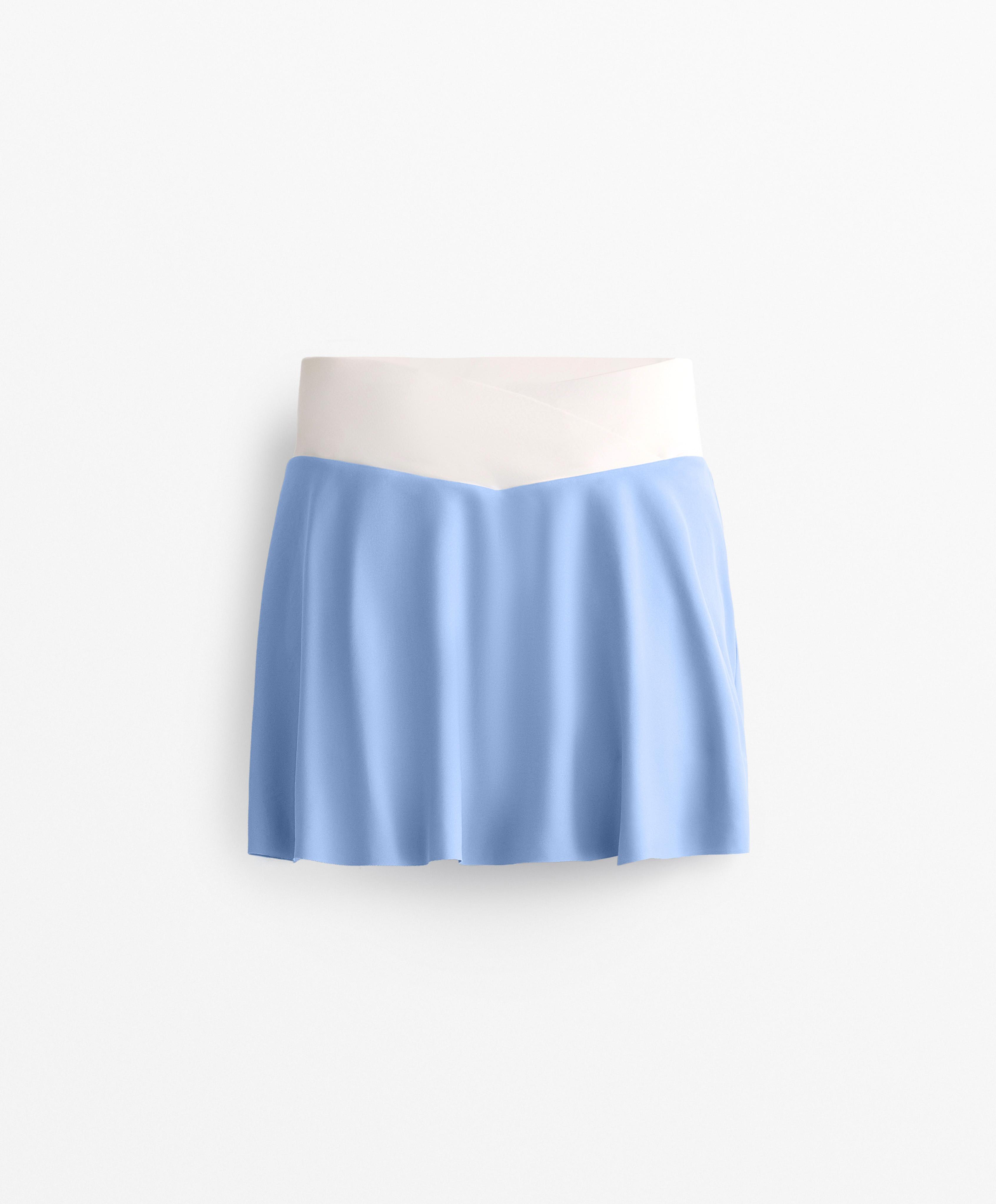 PERFECT ADAPT V WAIST SKIRT