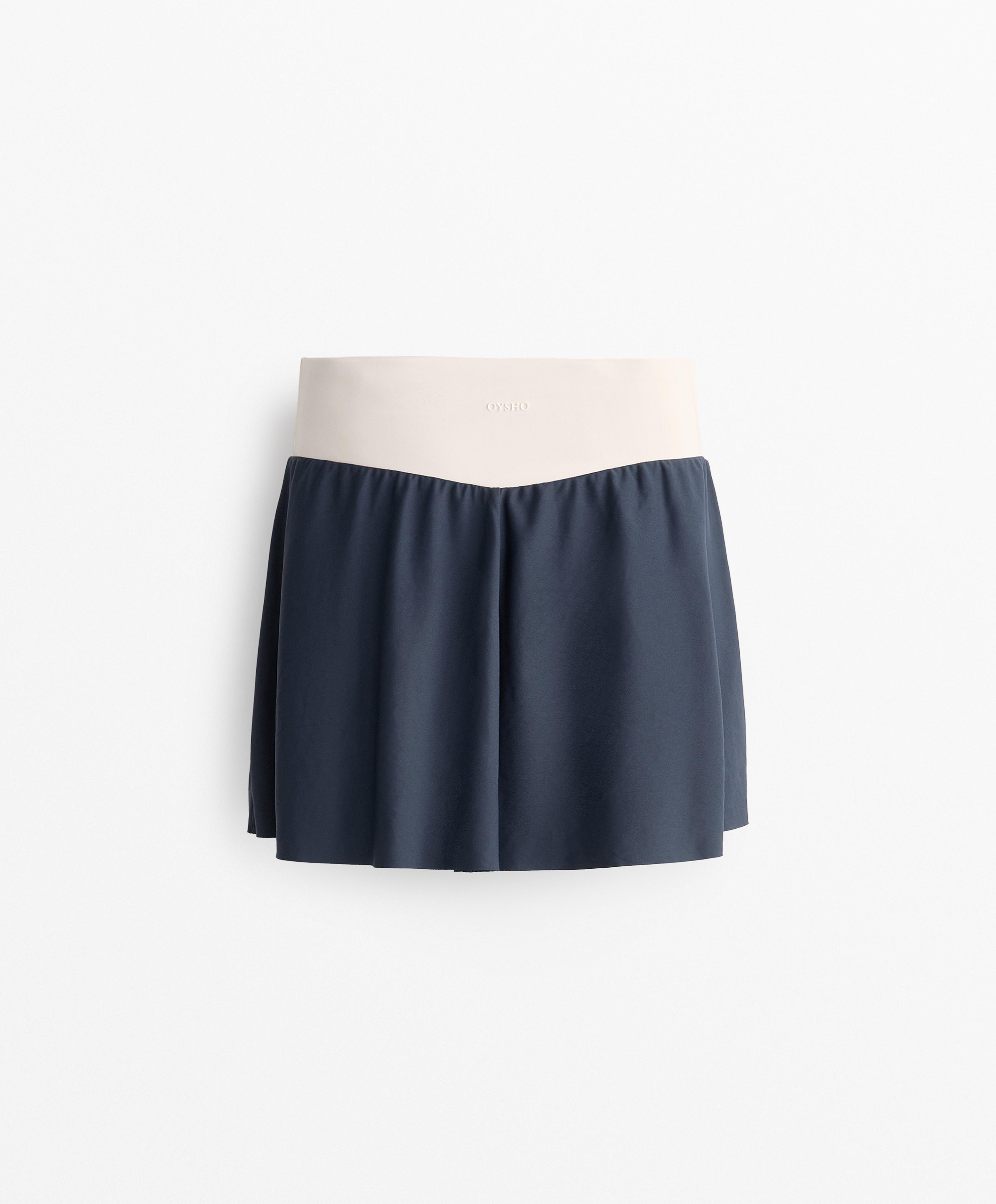 PERFECT ADAPT V WAIST SKIRT