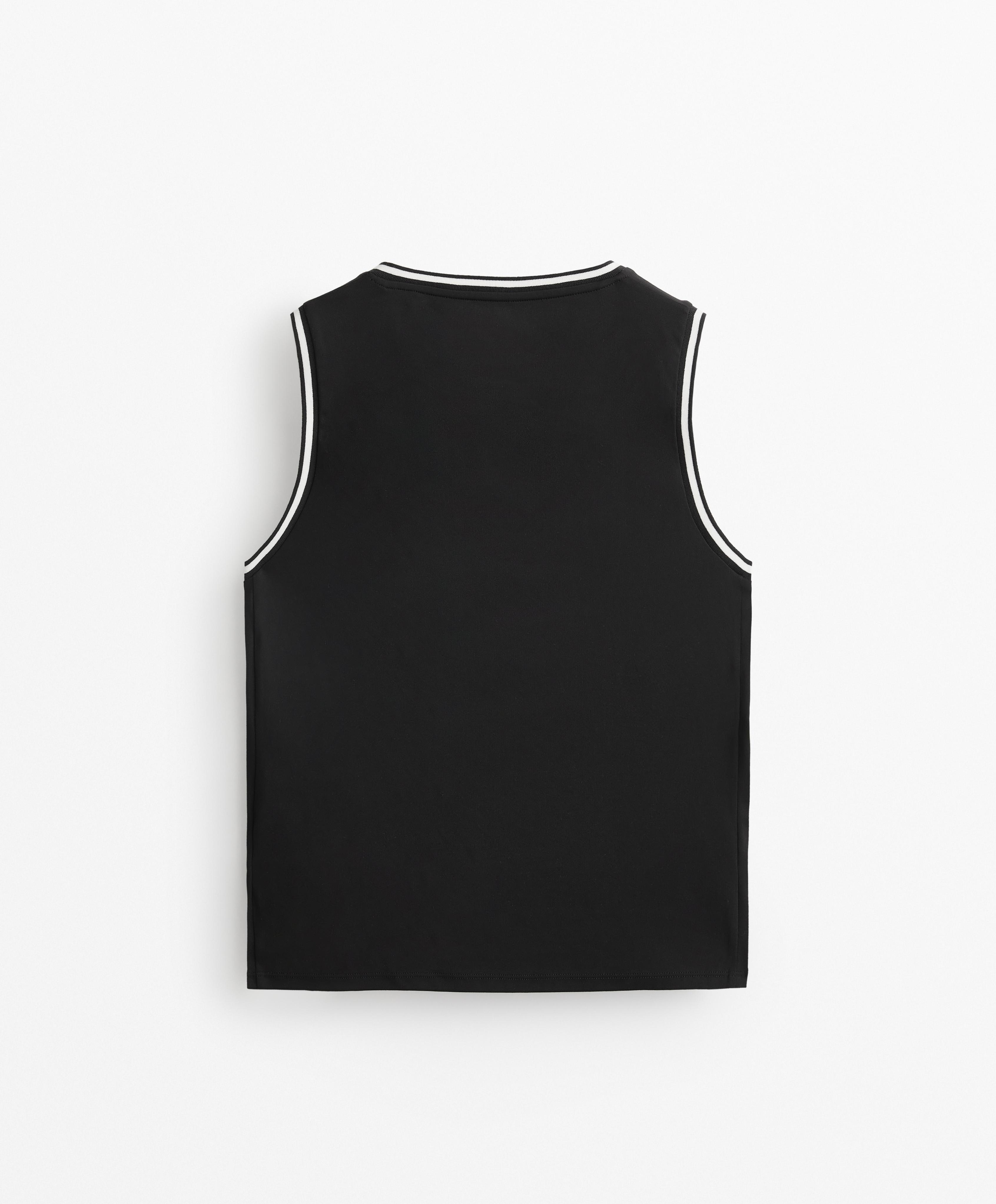 SLEEVELESS V NECK T SHIRT