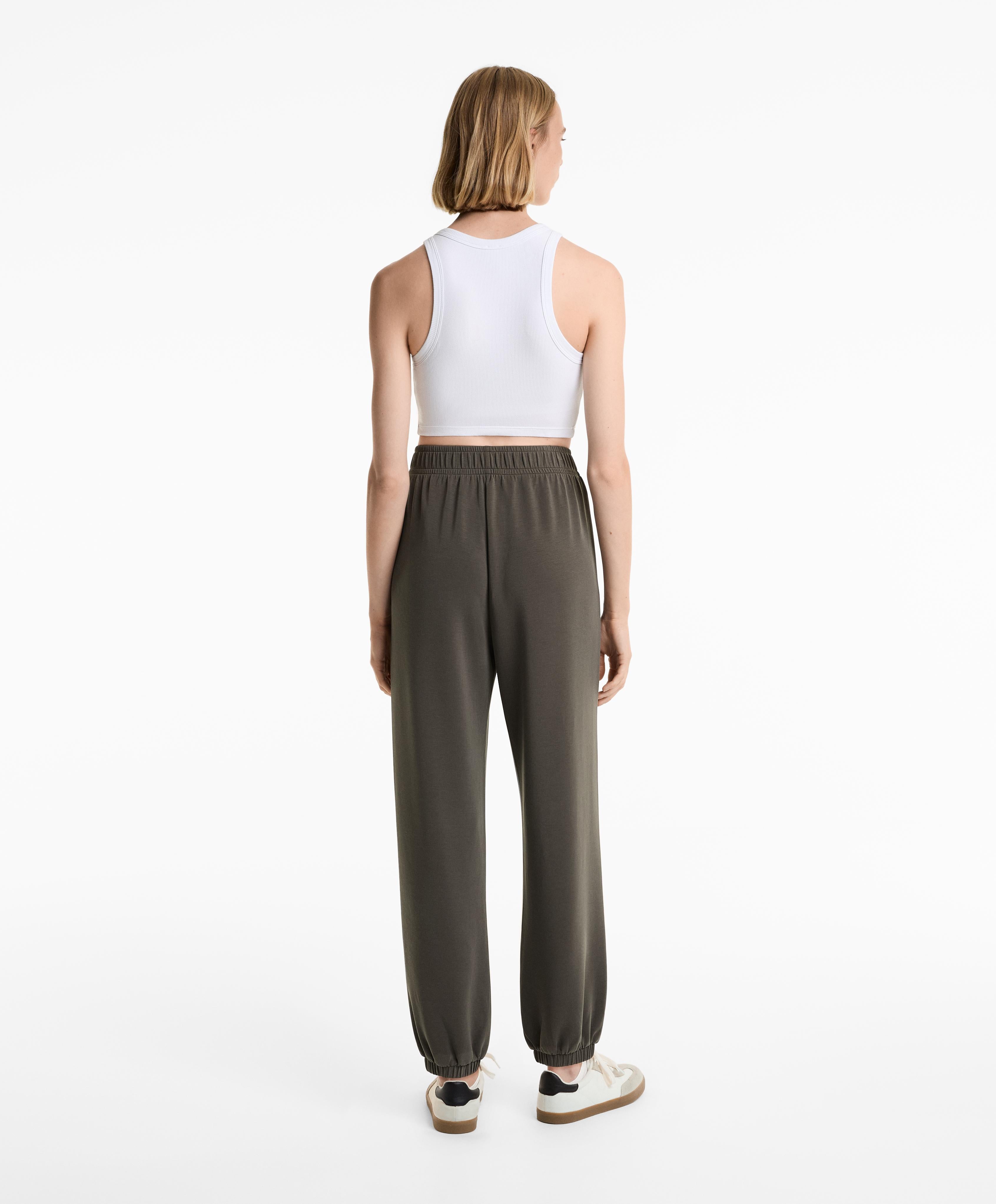 JOGGERS WITH MODAL