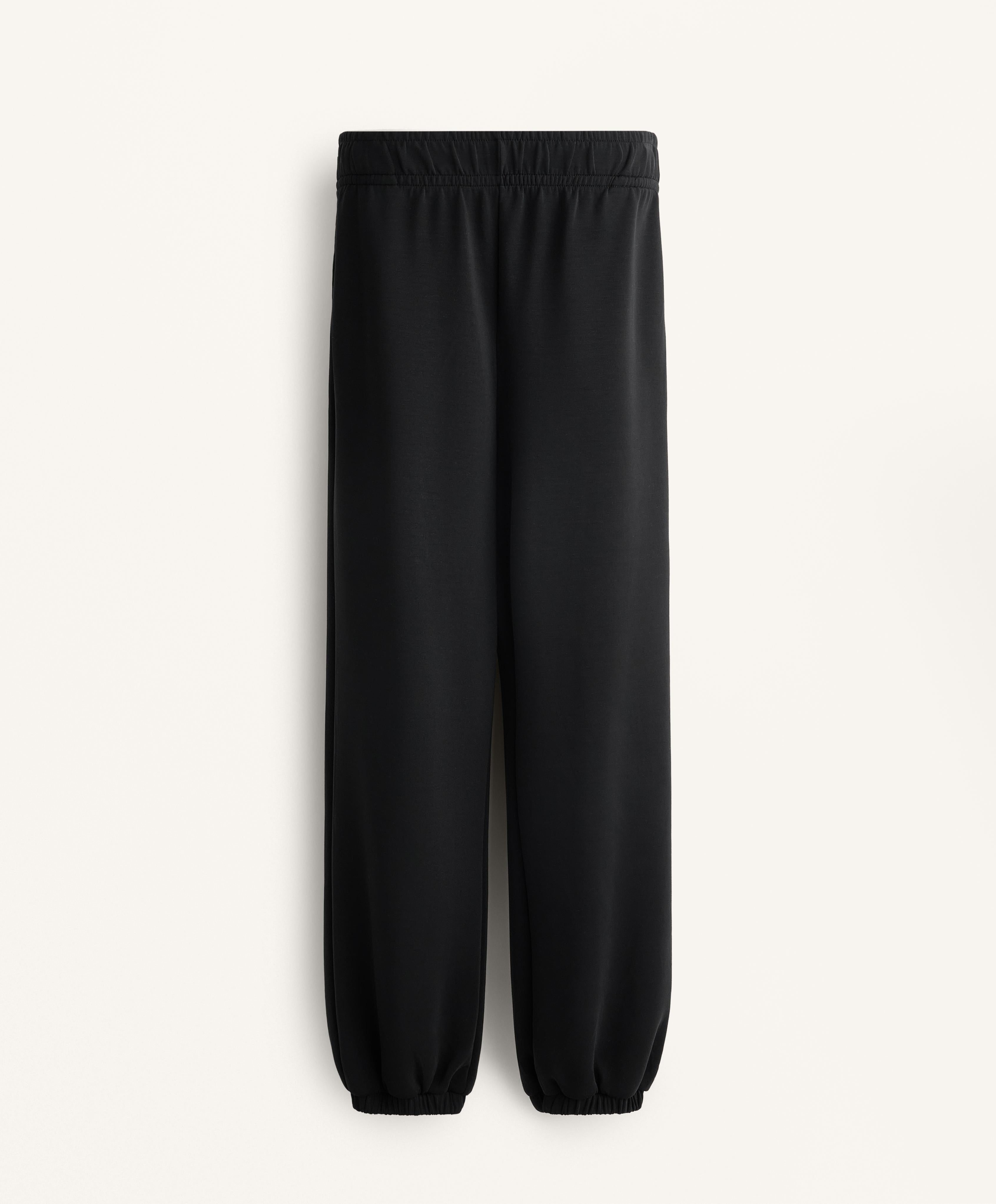 JOGGERS WITH MODAL