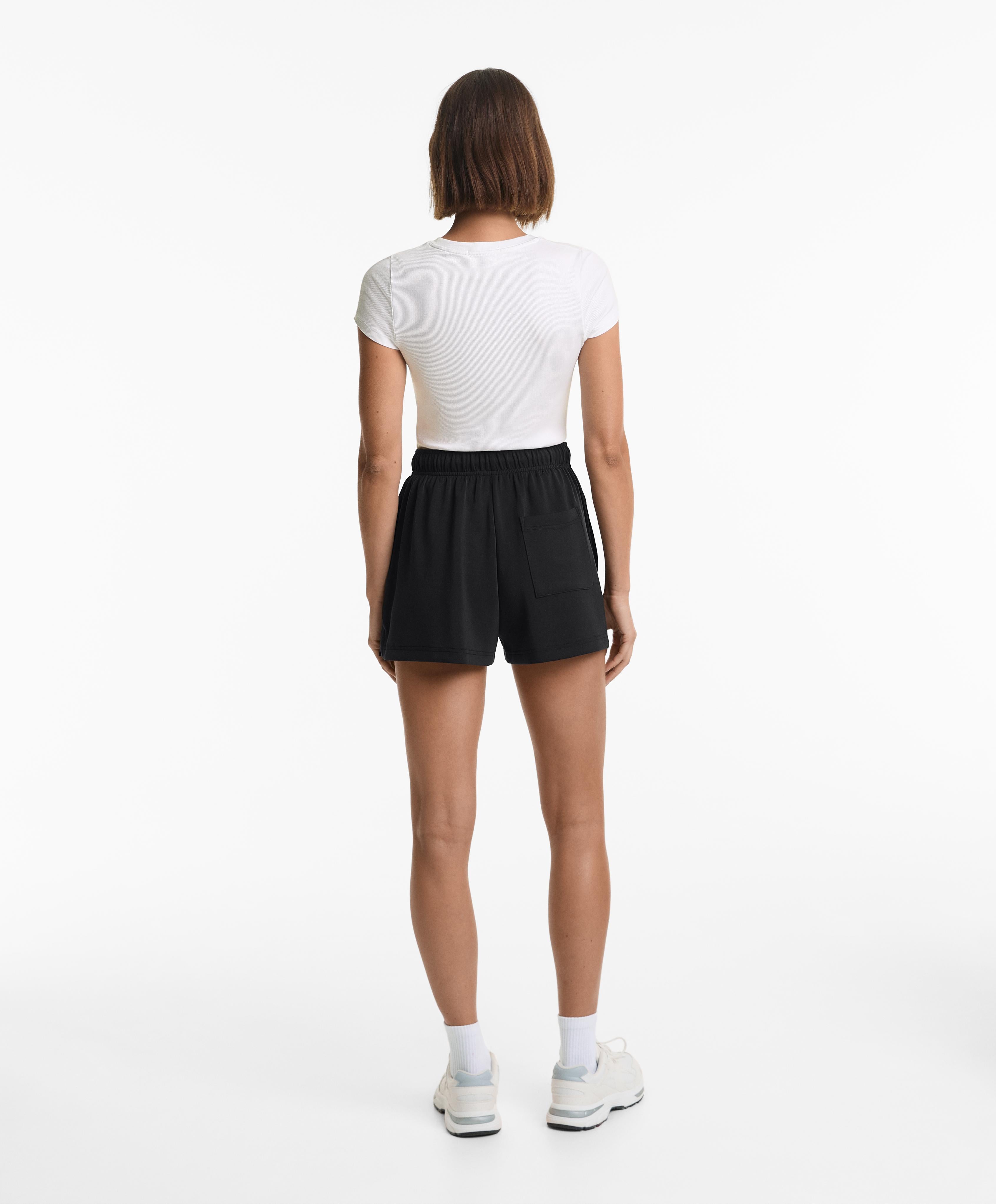 SOFT TOUCH SHORTS WITH MODAL