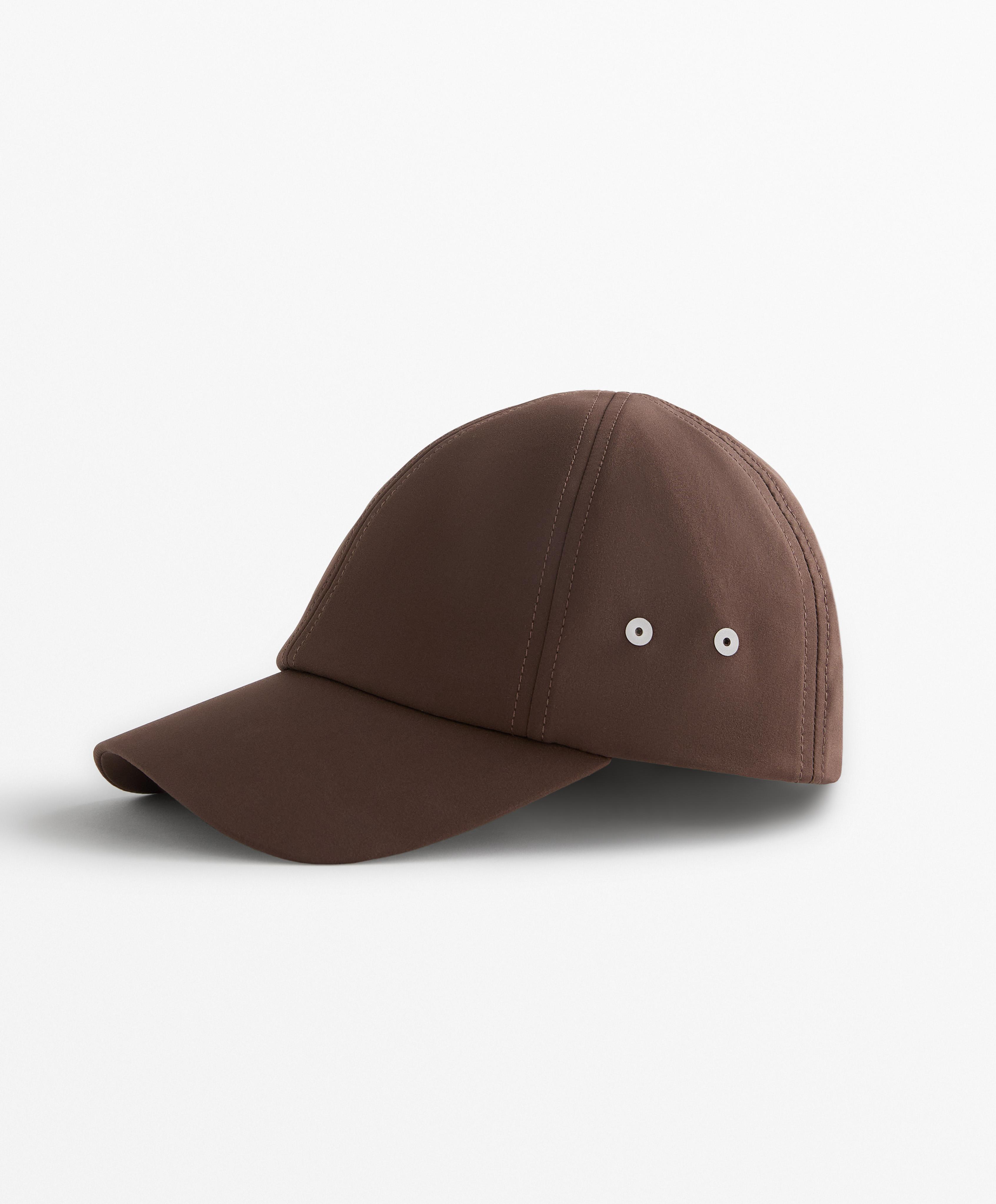 LOGO SPORTS CAP