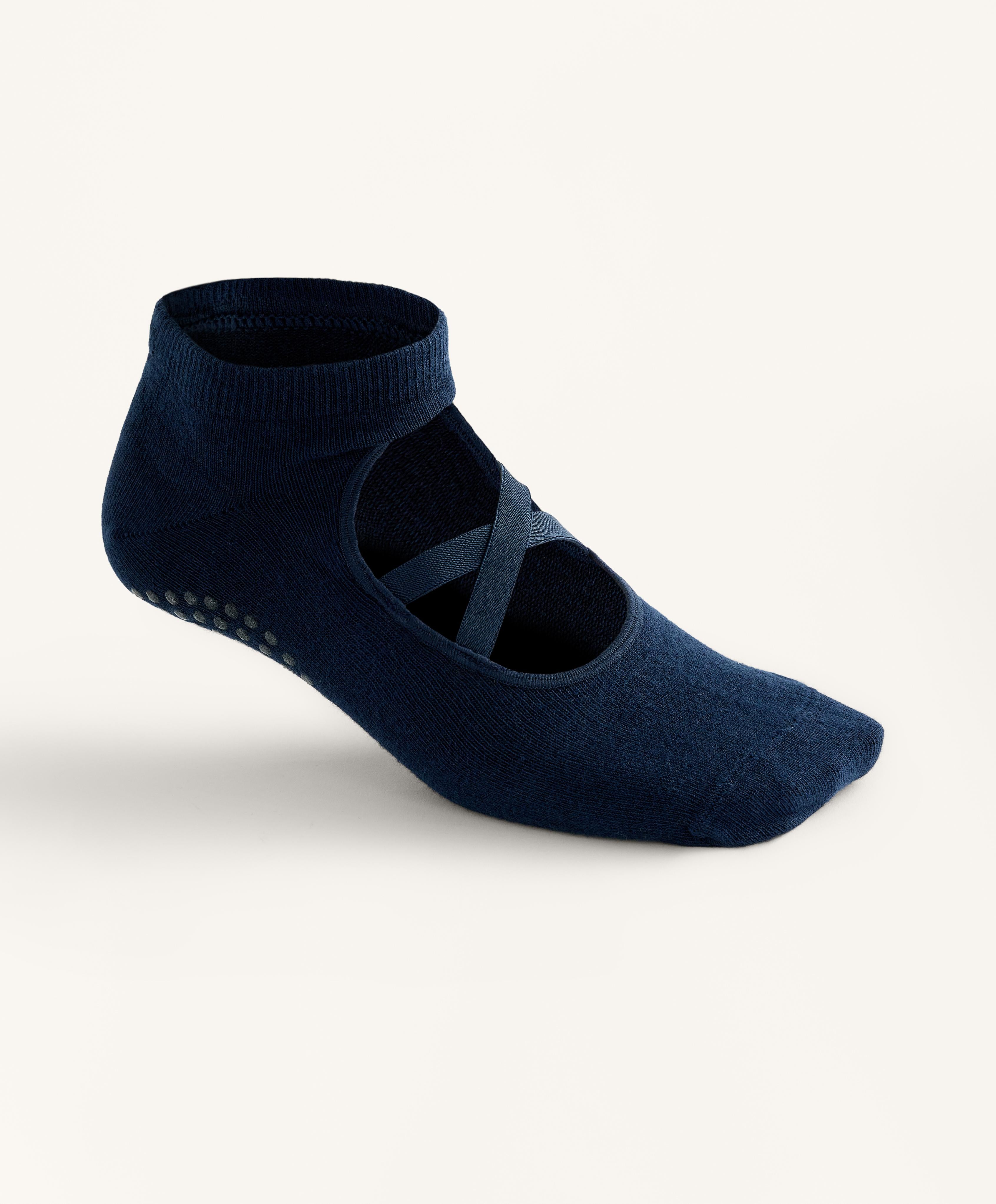 2 PAIRS OF COTTON BLEND YOGA AND PILATES SOCKS WITH CROSSOVER STRAPS
