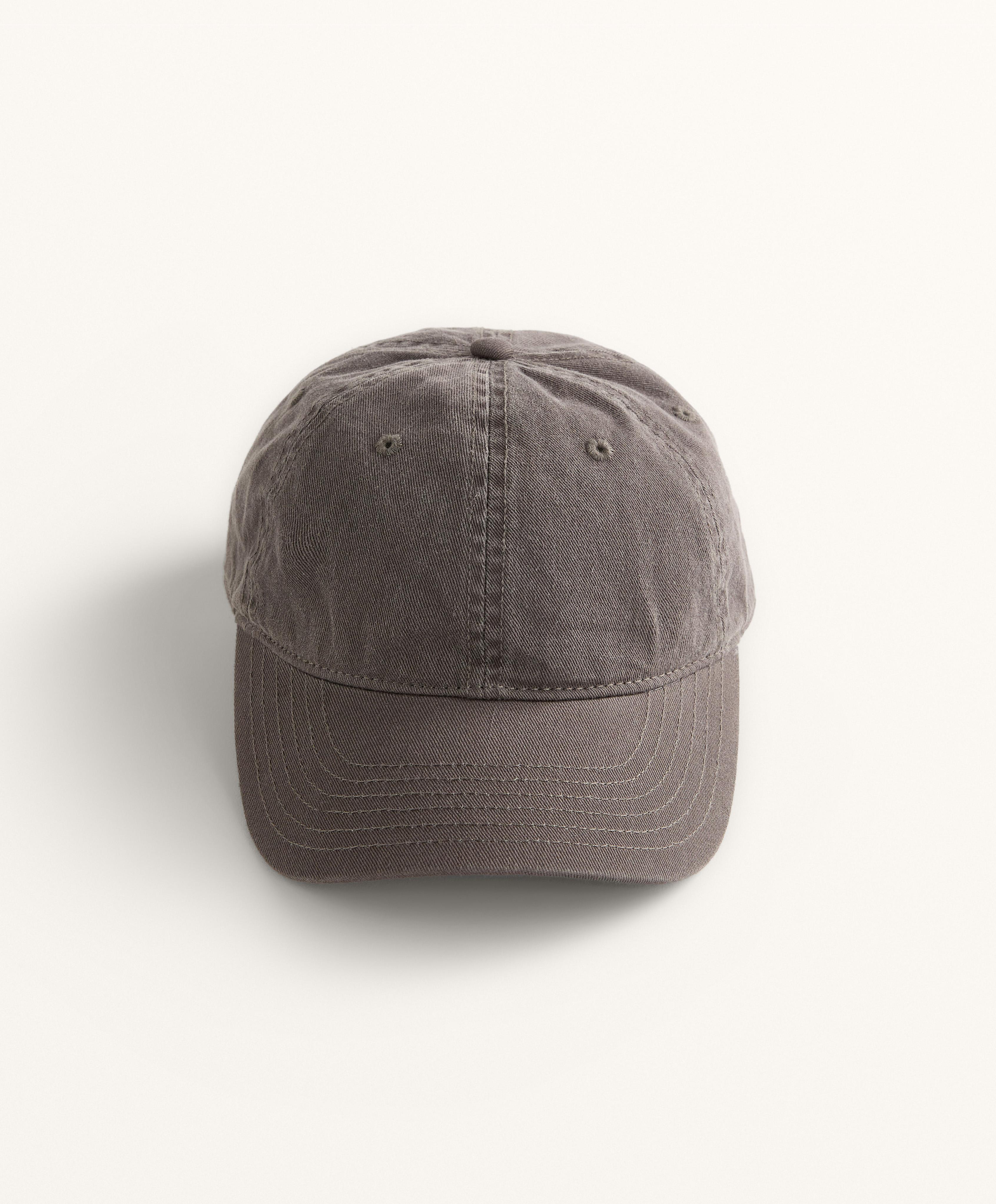 100% COTTON CAP WITH WASHED EFFECT