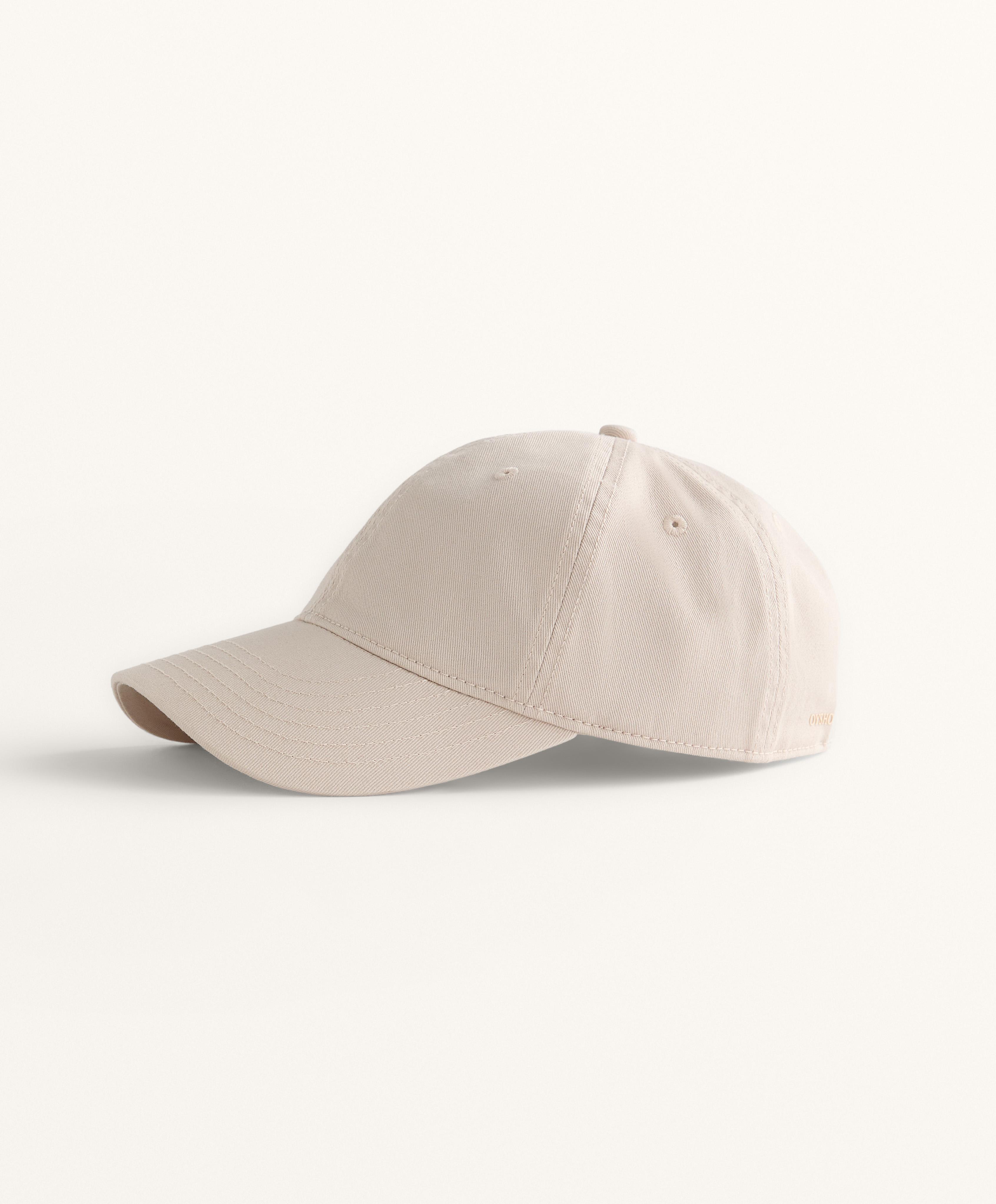 100% COTTON CAP WITH WASHED EFFECT