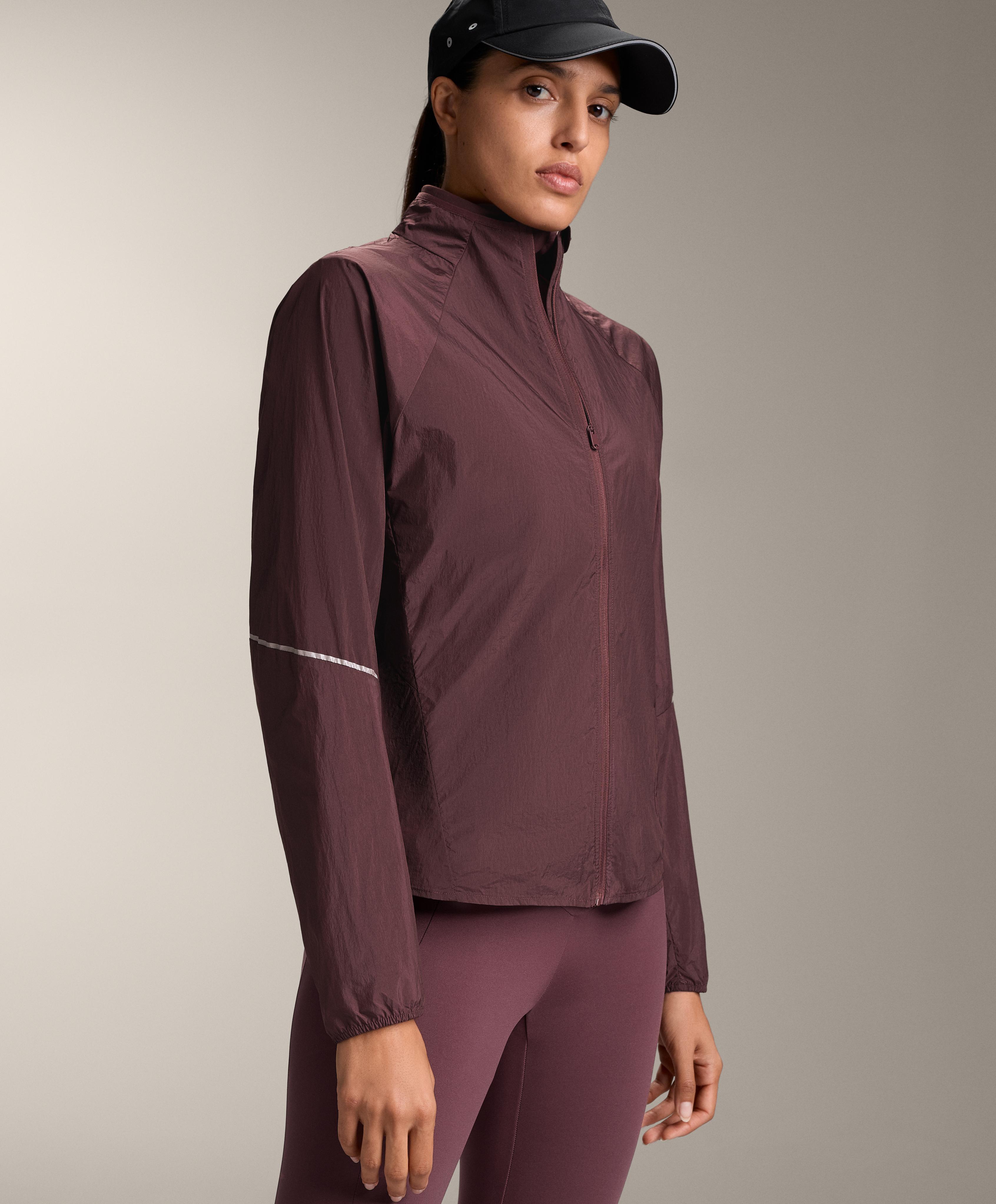 WATER REPELLENT RUNNING JACKET