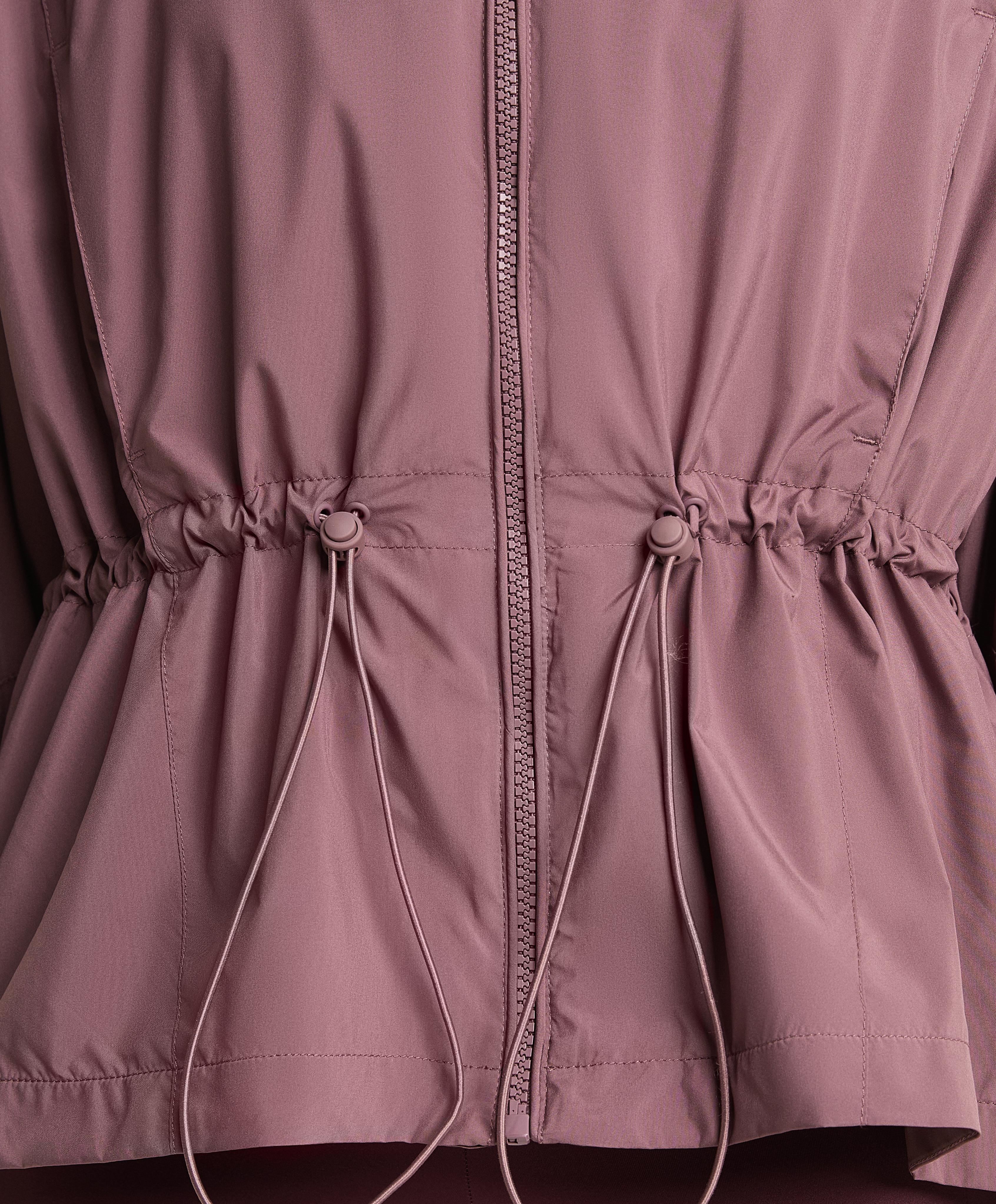 WATER REPELLENT WINDBREAKER