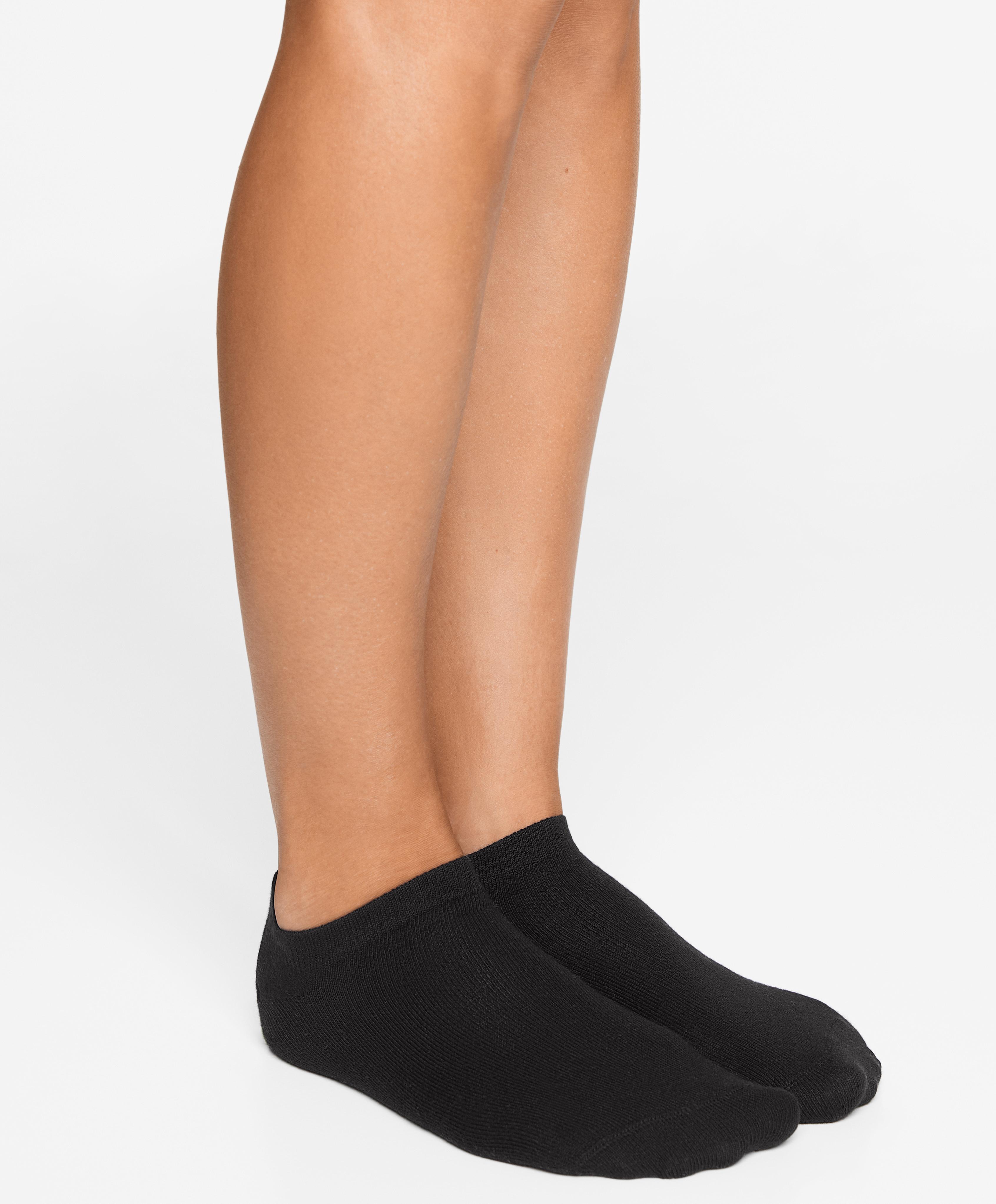 5 PAIRS OF COTTON BLEND TRAINER SOCKS
