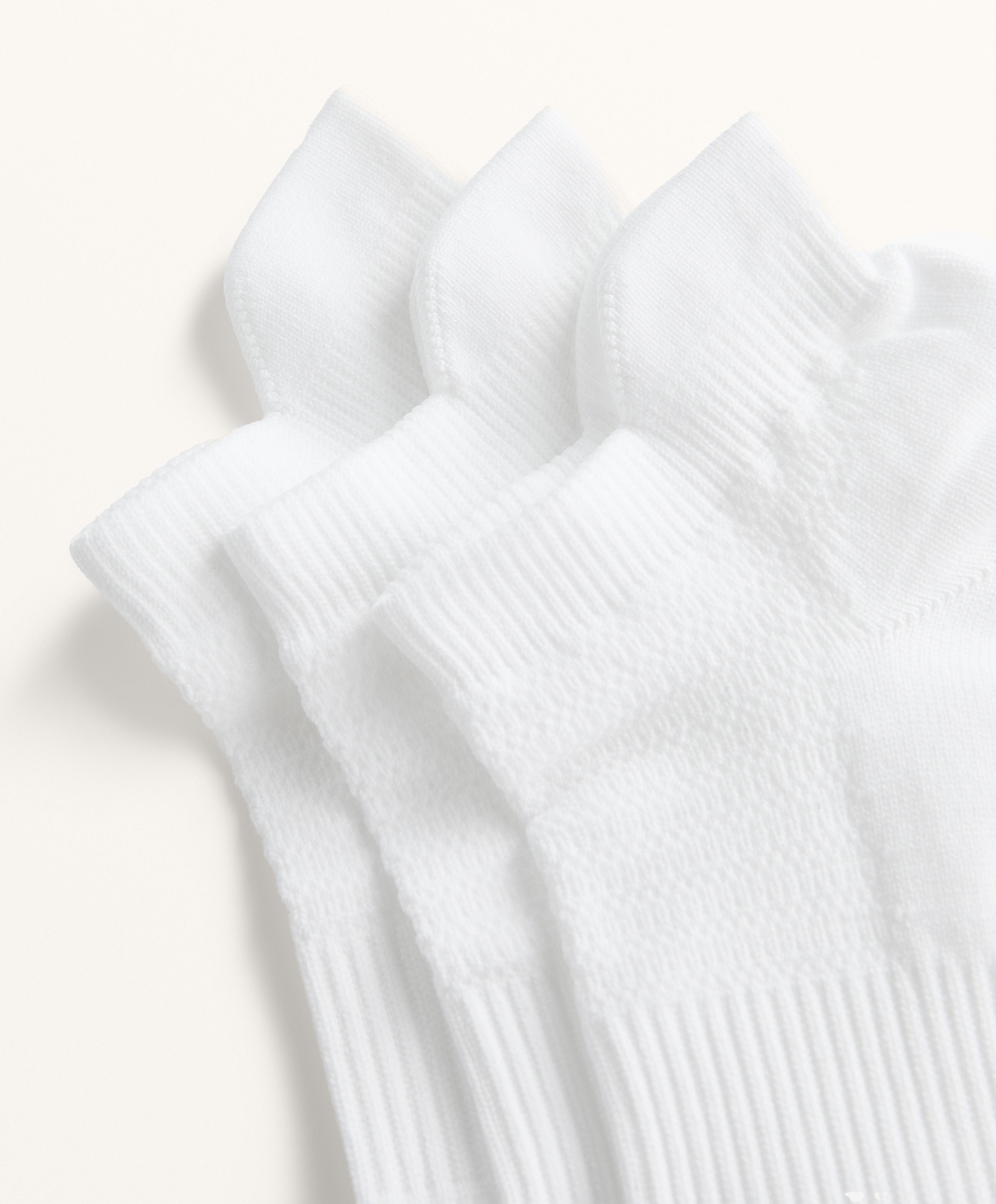 3 PAIRS OF SPORTS TAB POLYAMIDE BLEND SNEAKER SOCKS