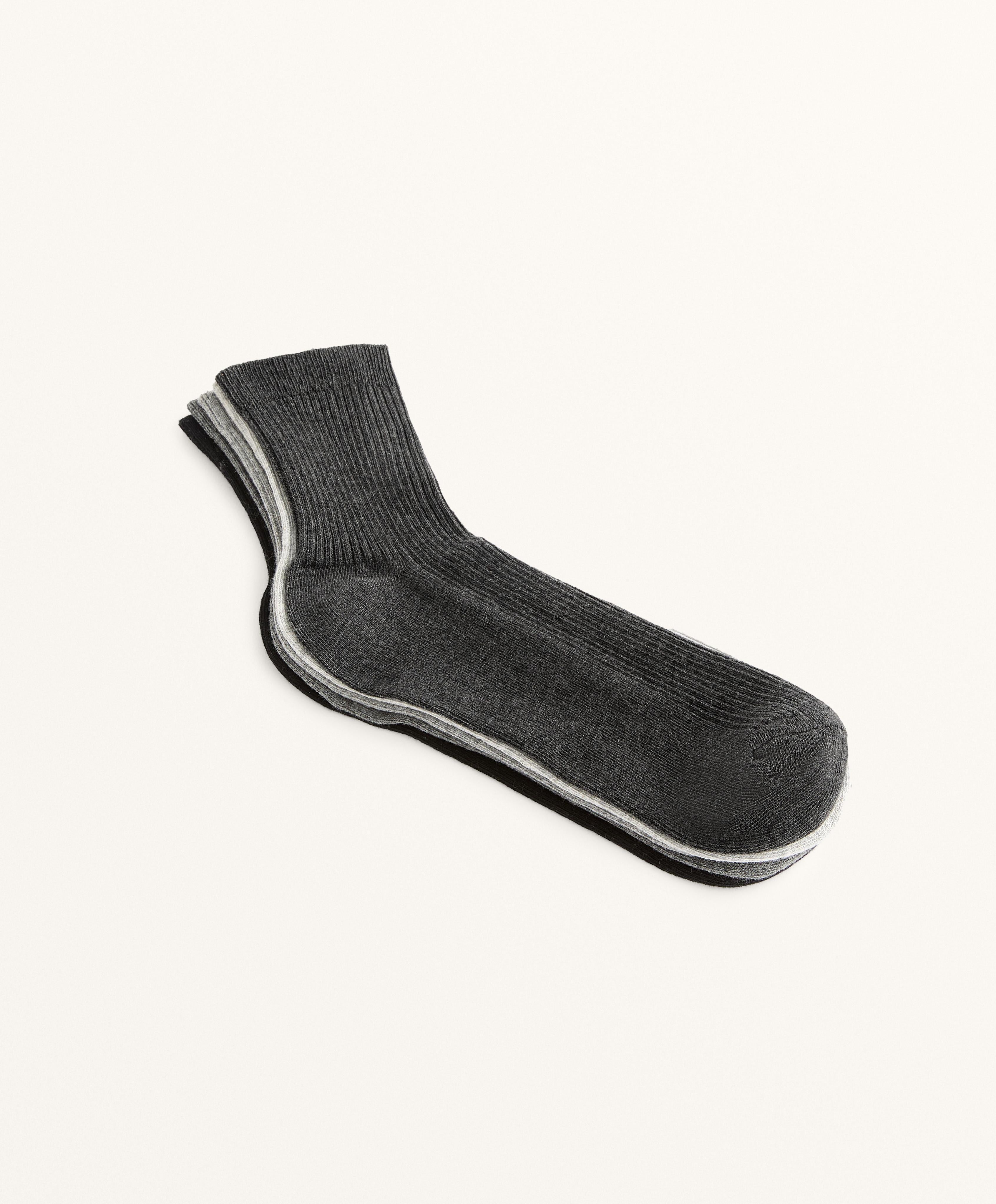 5 PAIRS OF QUARTER SOCKS WITH COTTON