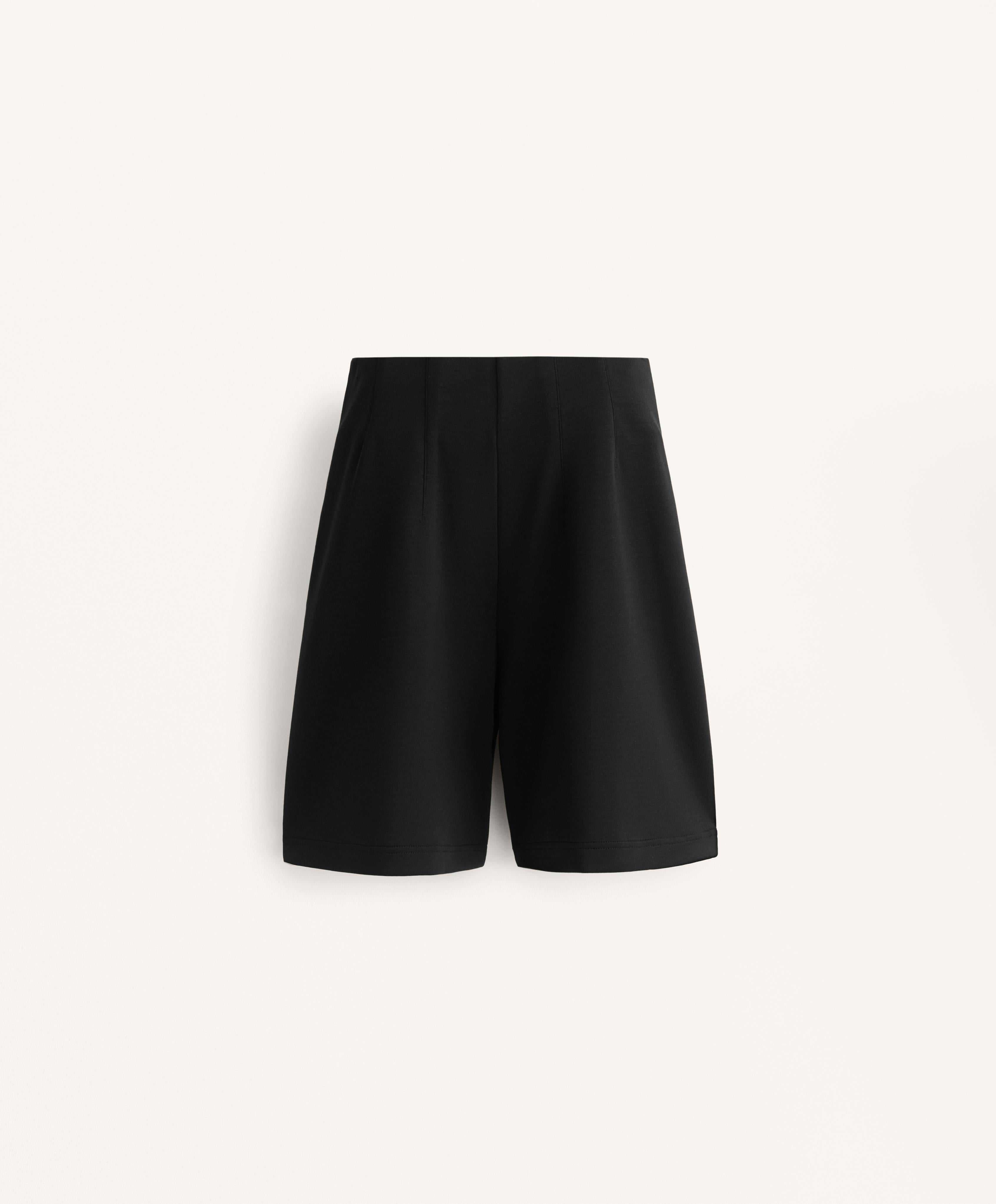 SUPER HIGH WAISTED BERMUDA SHORTS WITH SOFT FEEL MODAL