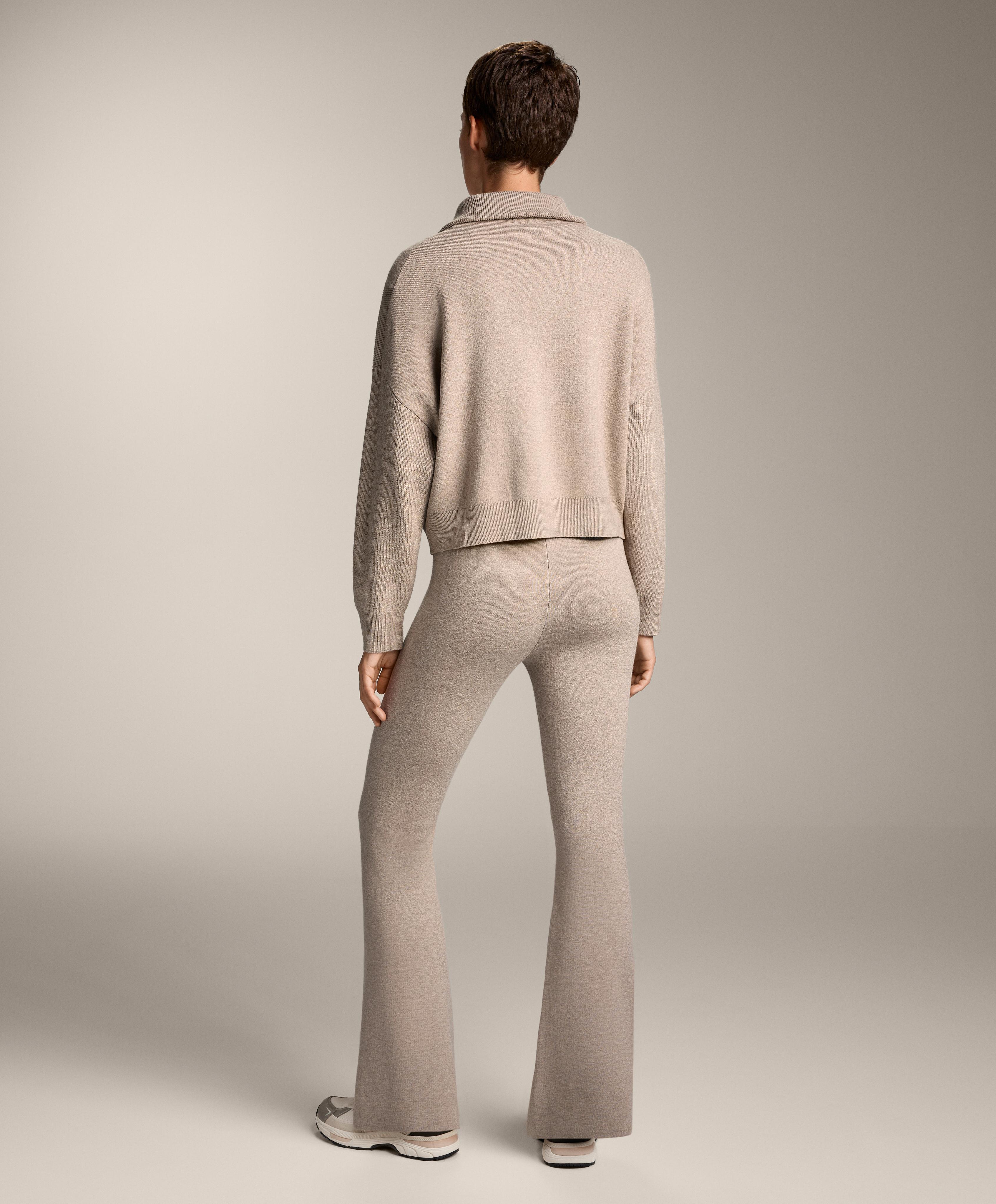 FLARE KNIT TROUSERS