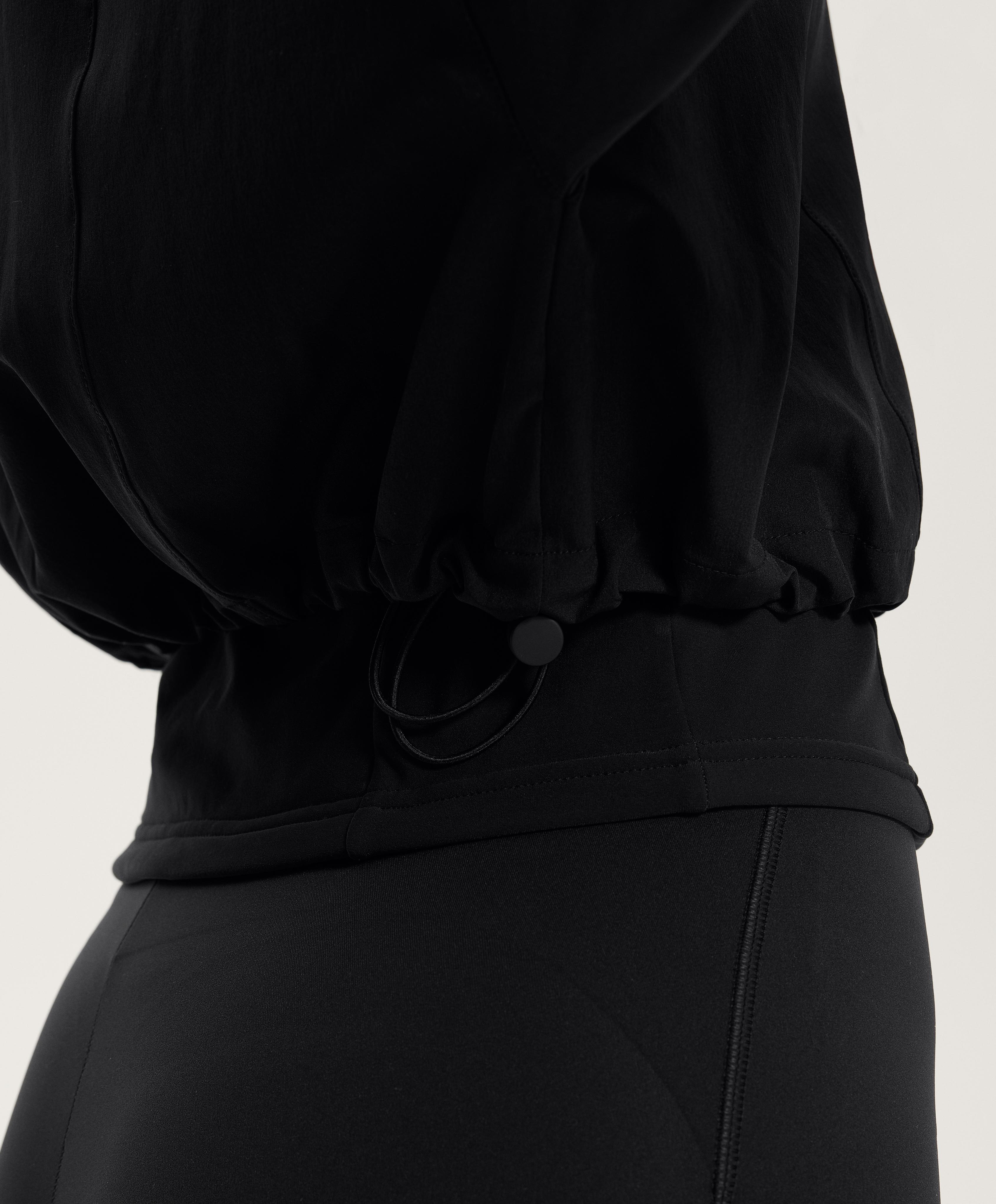 LONG SLEEVED TECHNICAL JACKET