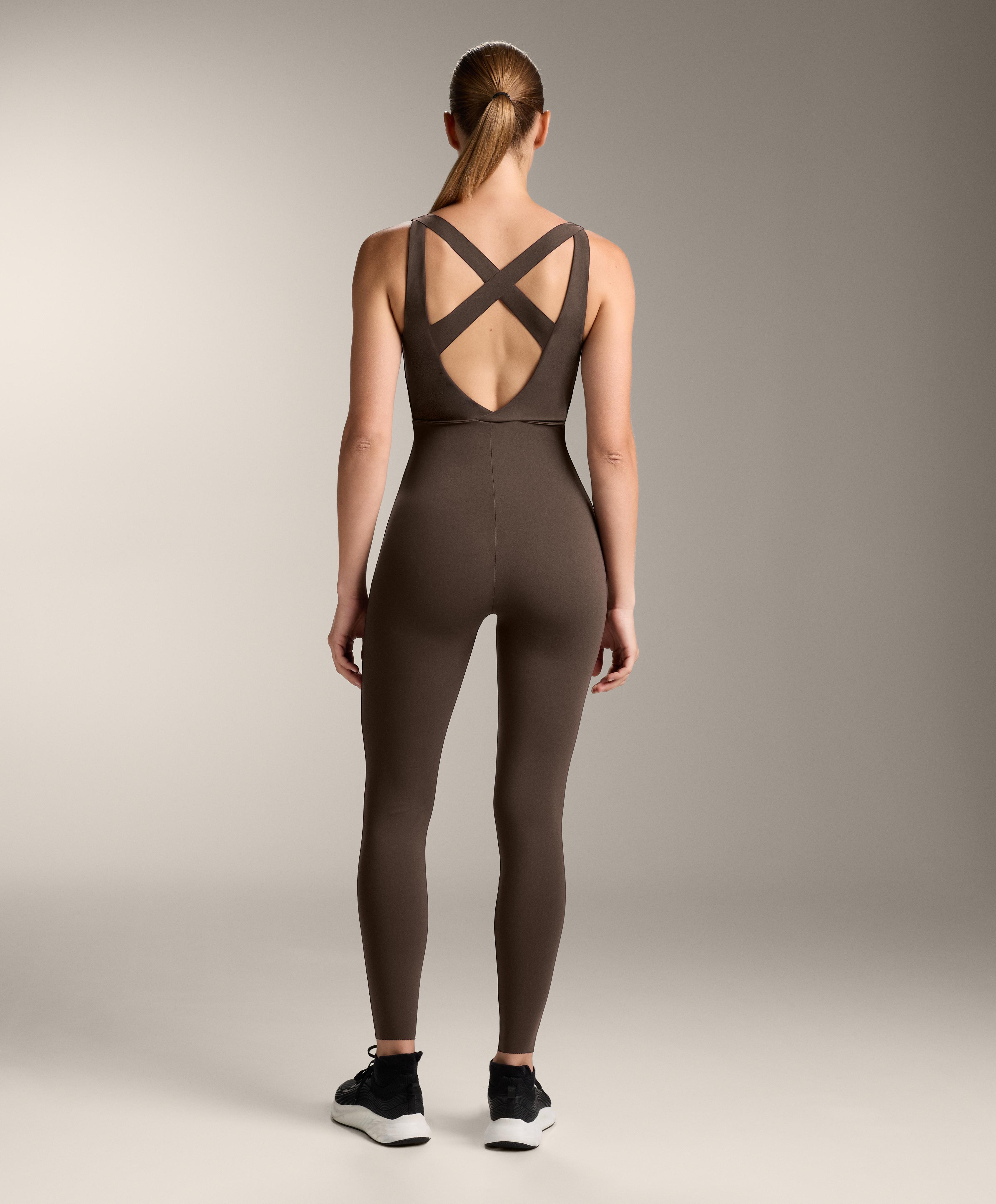 COMPRESSIVE BLOCK LONG JUMPSUIT