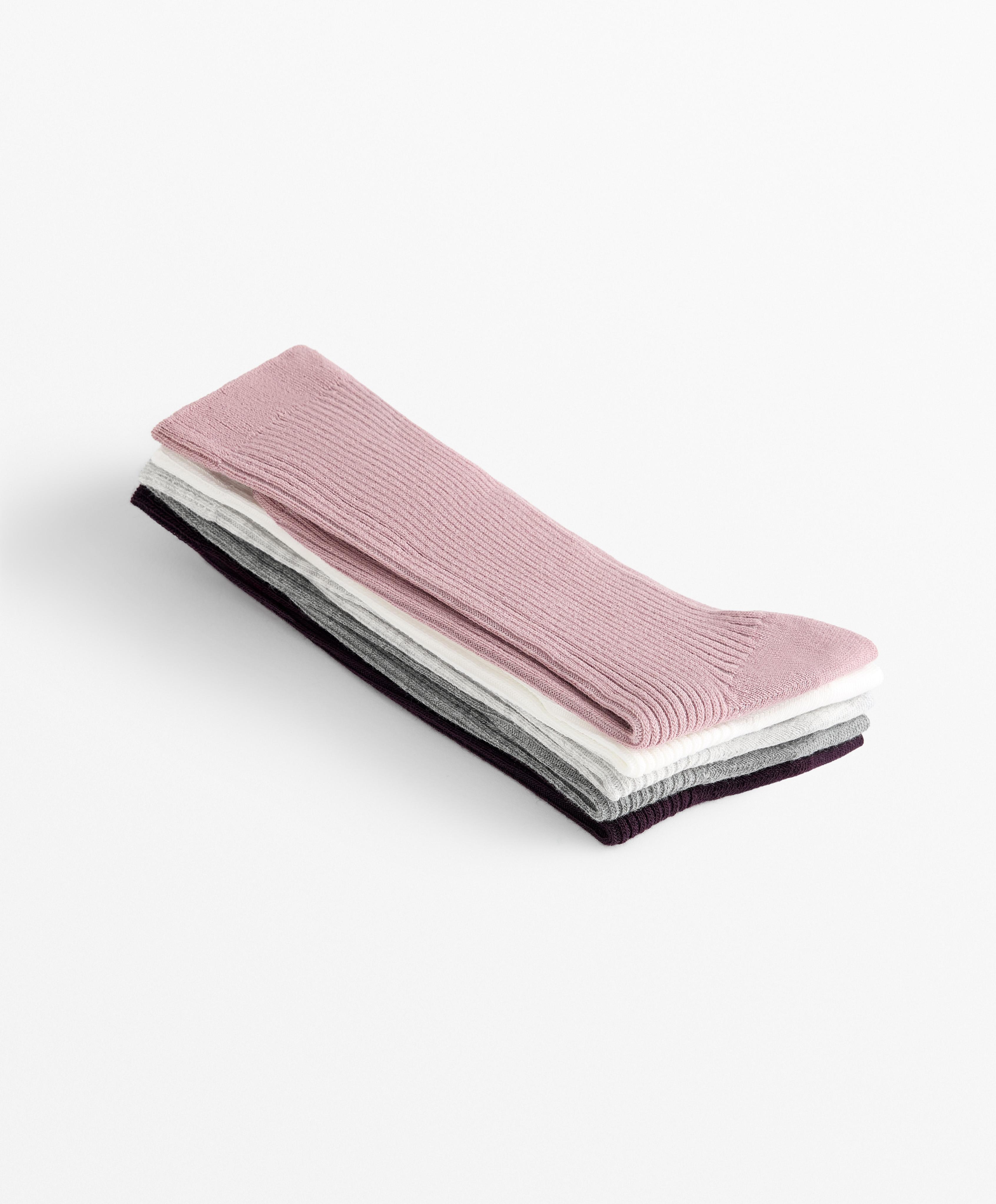 5 PAIRS OF CLASSIC SOCKS WITH COTTON