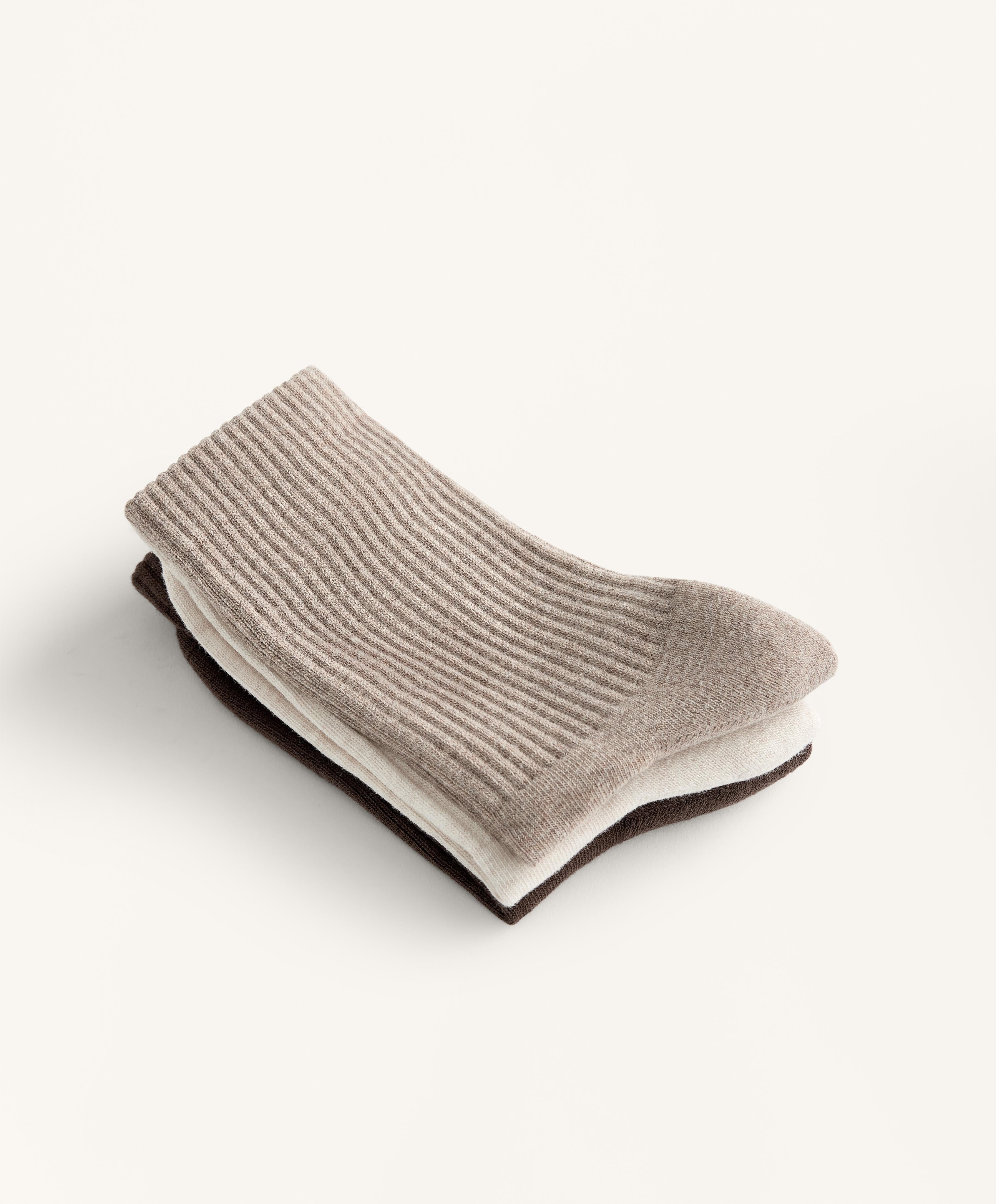 3 PAIRS OF CLASSIC COTTON BLEND SPORTS SOCKS