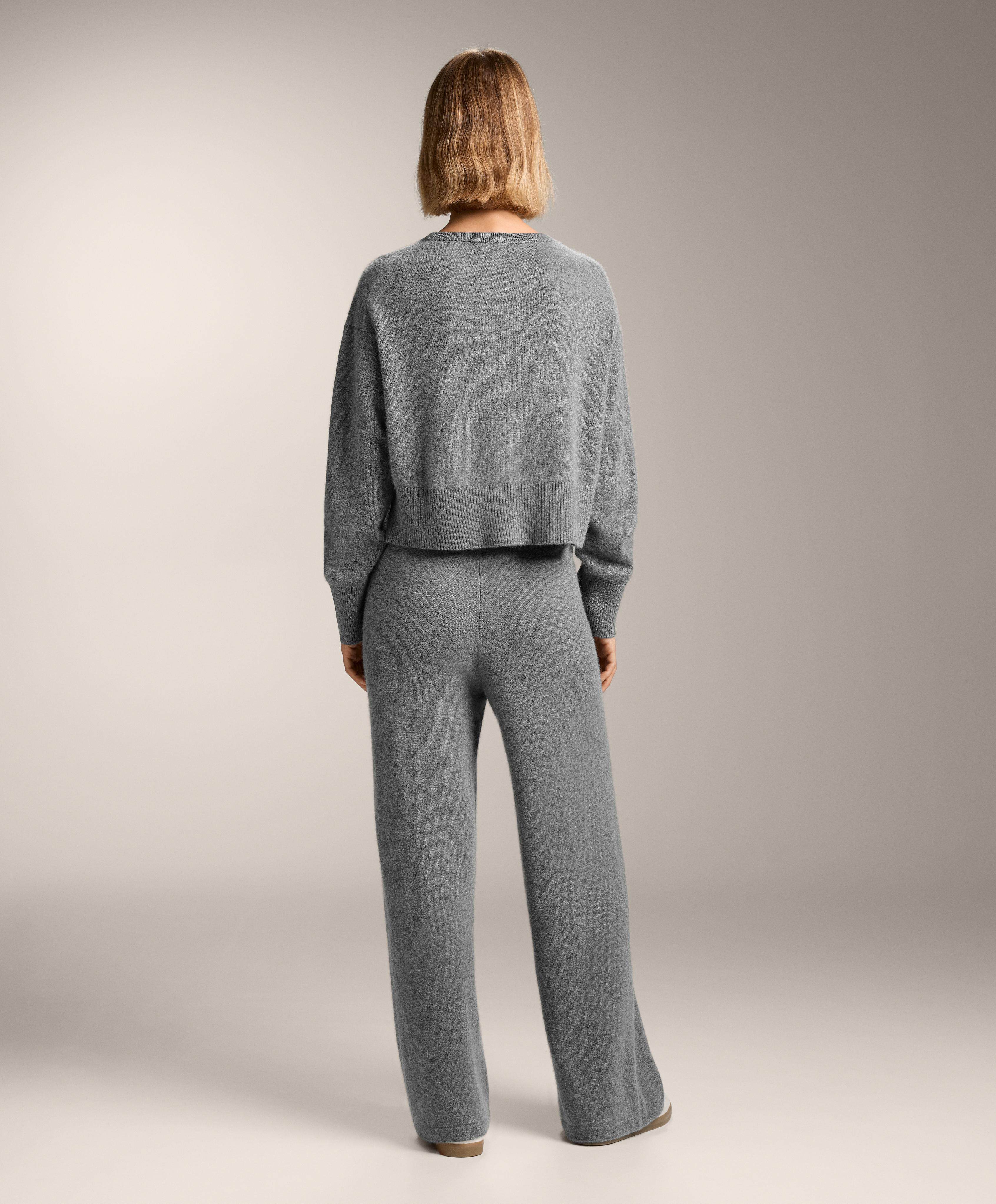 100% CASHMERE KNIT ROUND NECK JUMPER