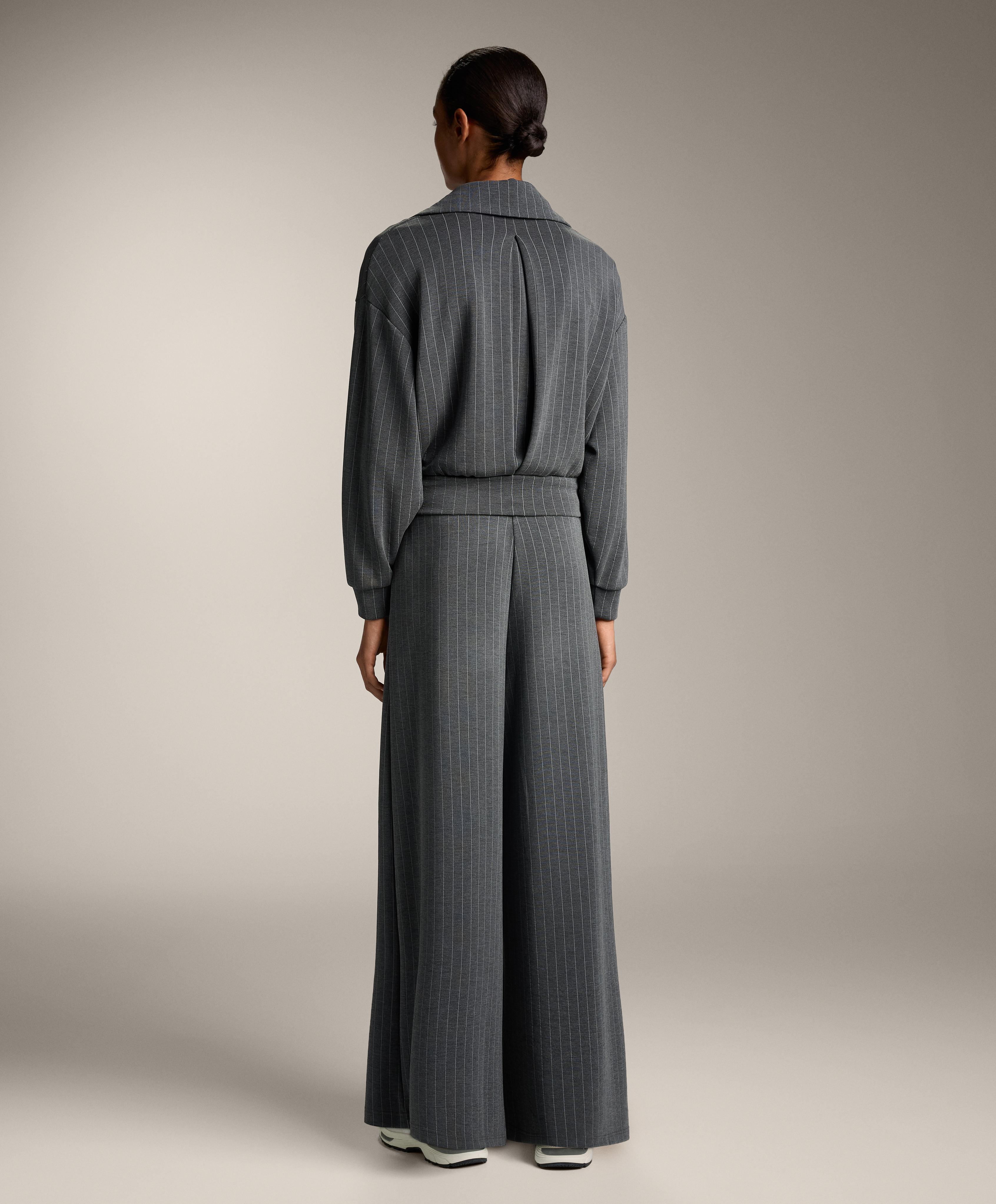 STRIPED BOXY JACKET WITH BACK PLEAT AND SOFT TOUCH MODAL