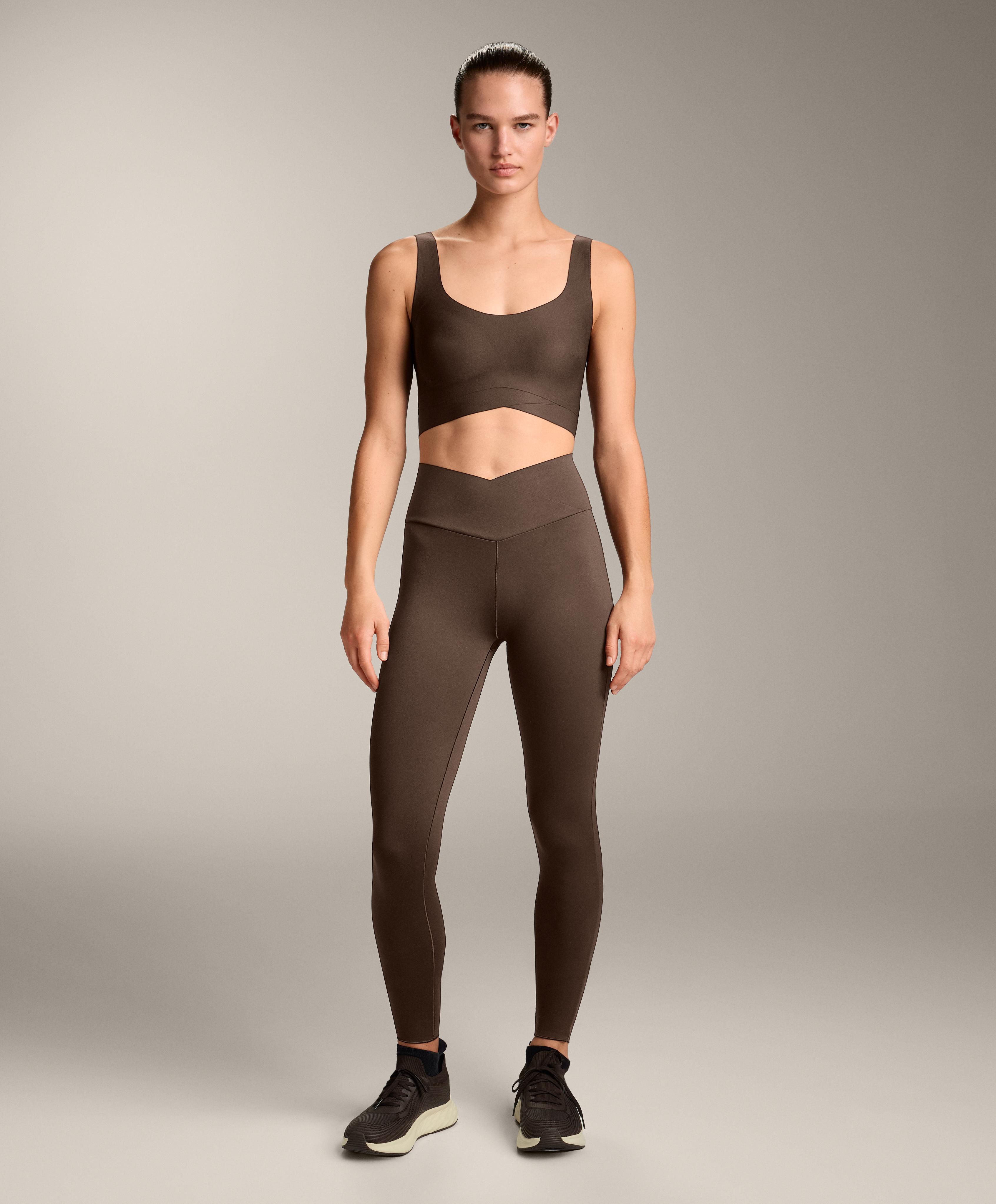 PERFECT ADAPT MEDIUM SUPPORT SPORTS BRA WITH CUPS