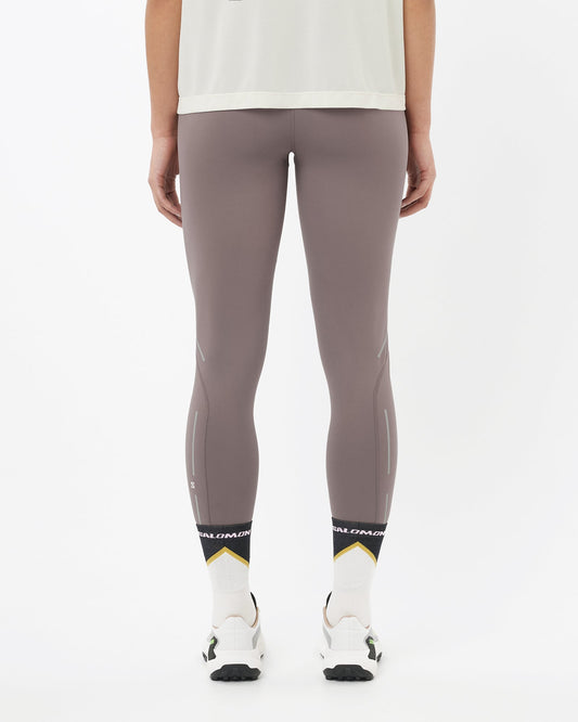 SHAKEOUT CORE STELLAR 28 IN IRON WOMEN