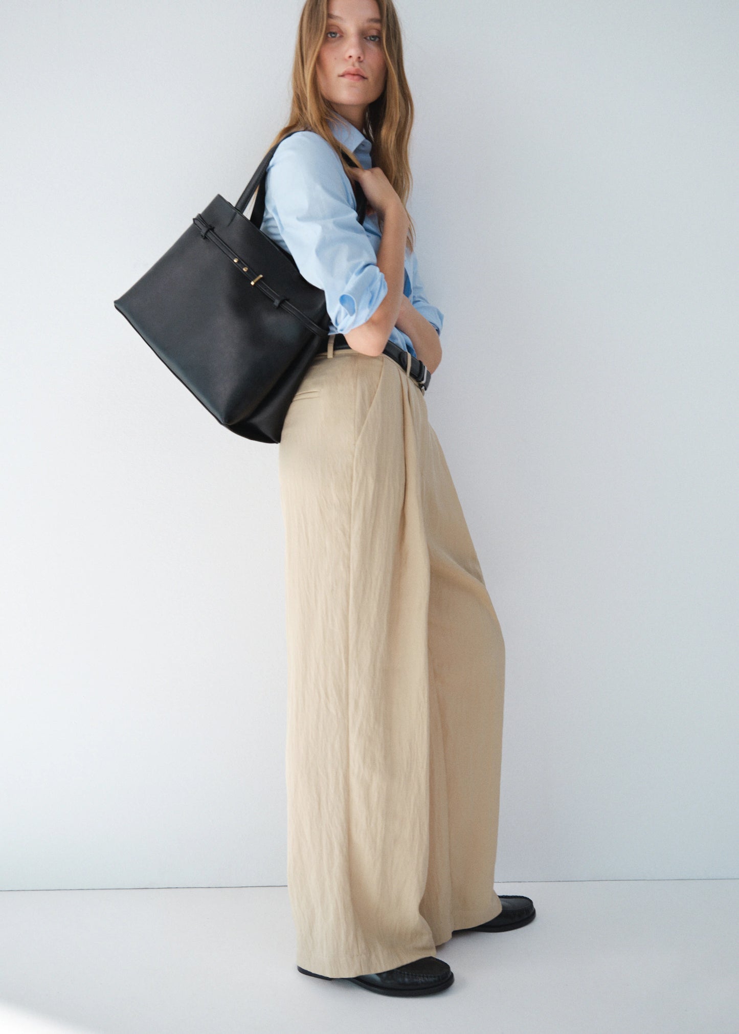 Shopper Bag With Charm Black