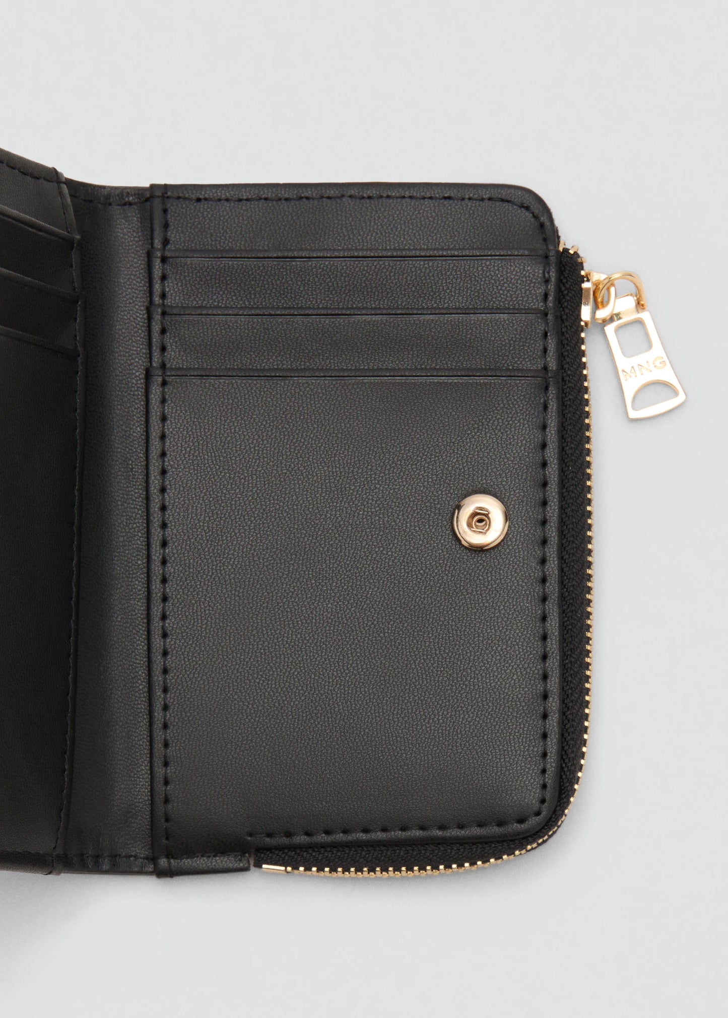Safiano Effect Wallet With Flap Black