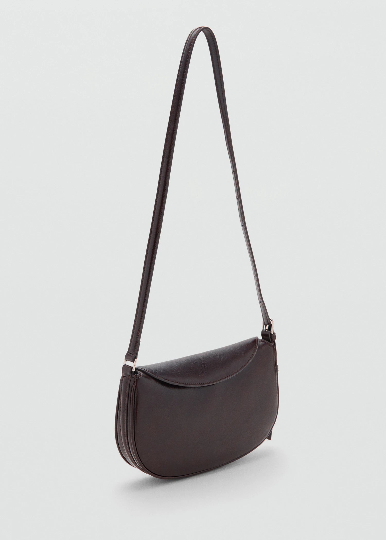 Oval Shoulder Bag With Flap Chocolate