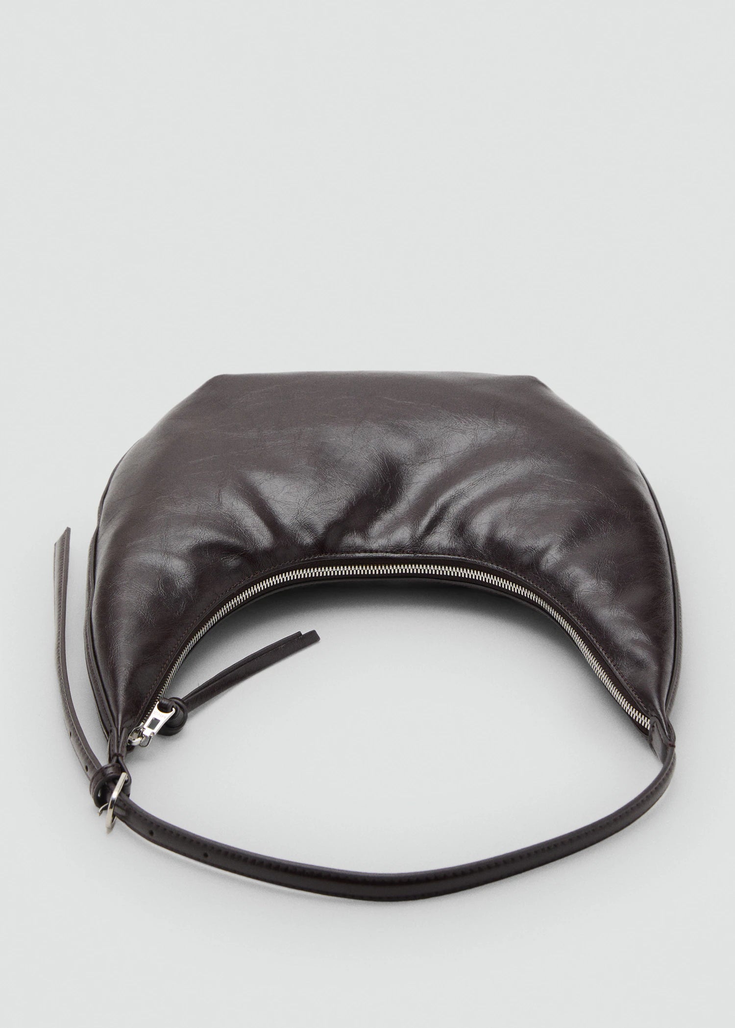 Medium Oval Shoulder Bag Chocolate