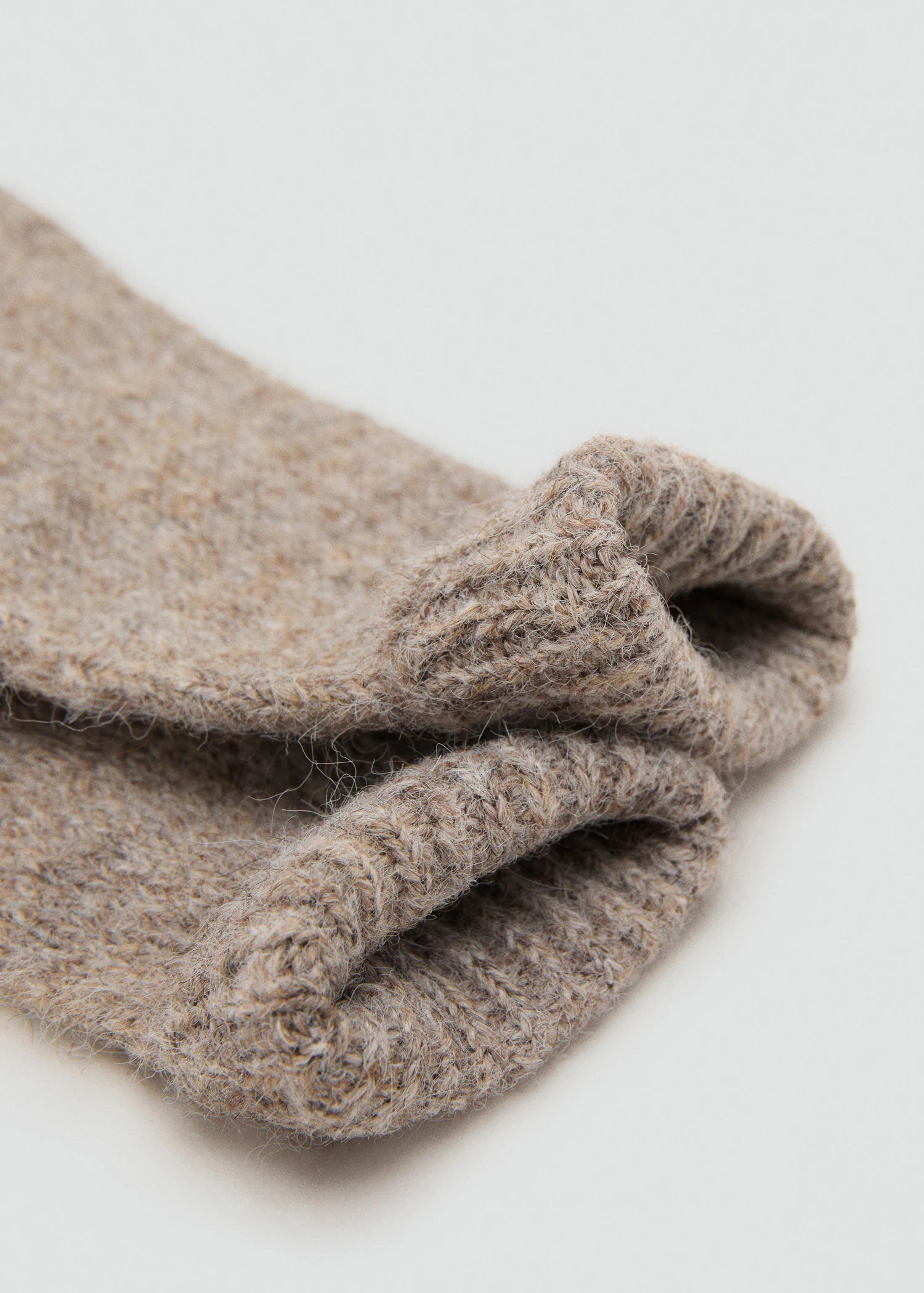 Knitted Gloves Medium Brown