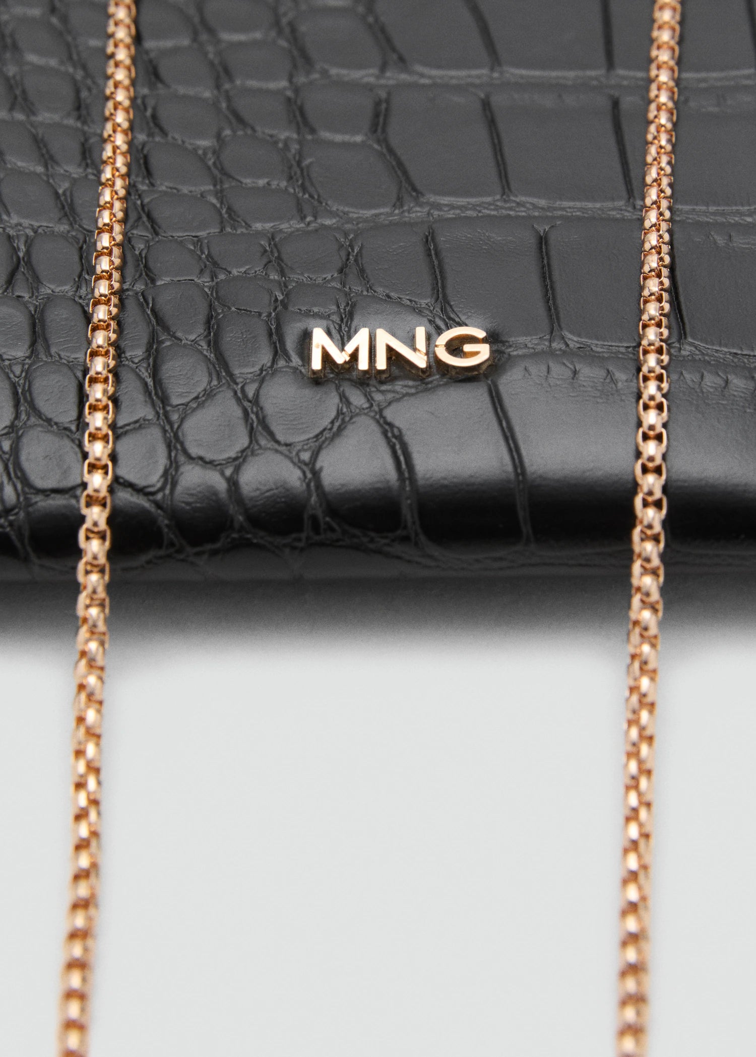 Crocodile Mobile Case Black