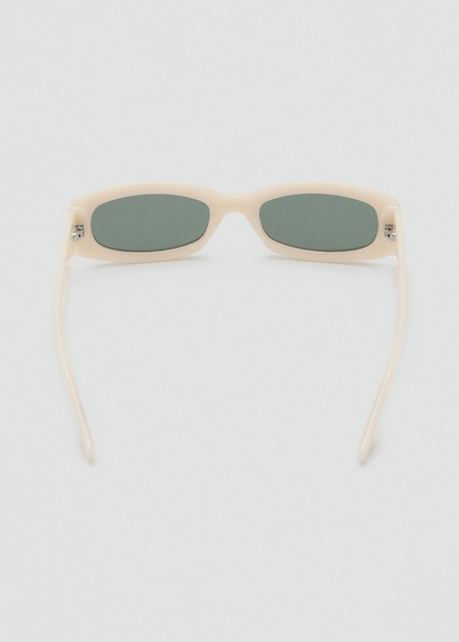Contrasting Rectangular Frame Sunglasses White