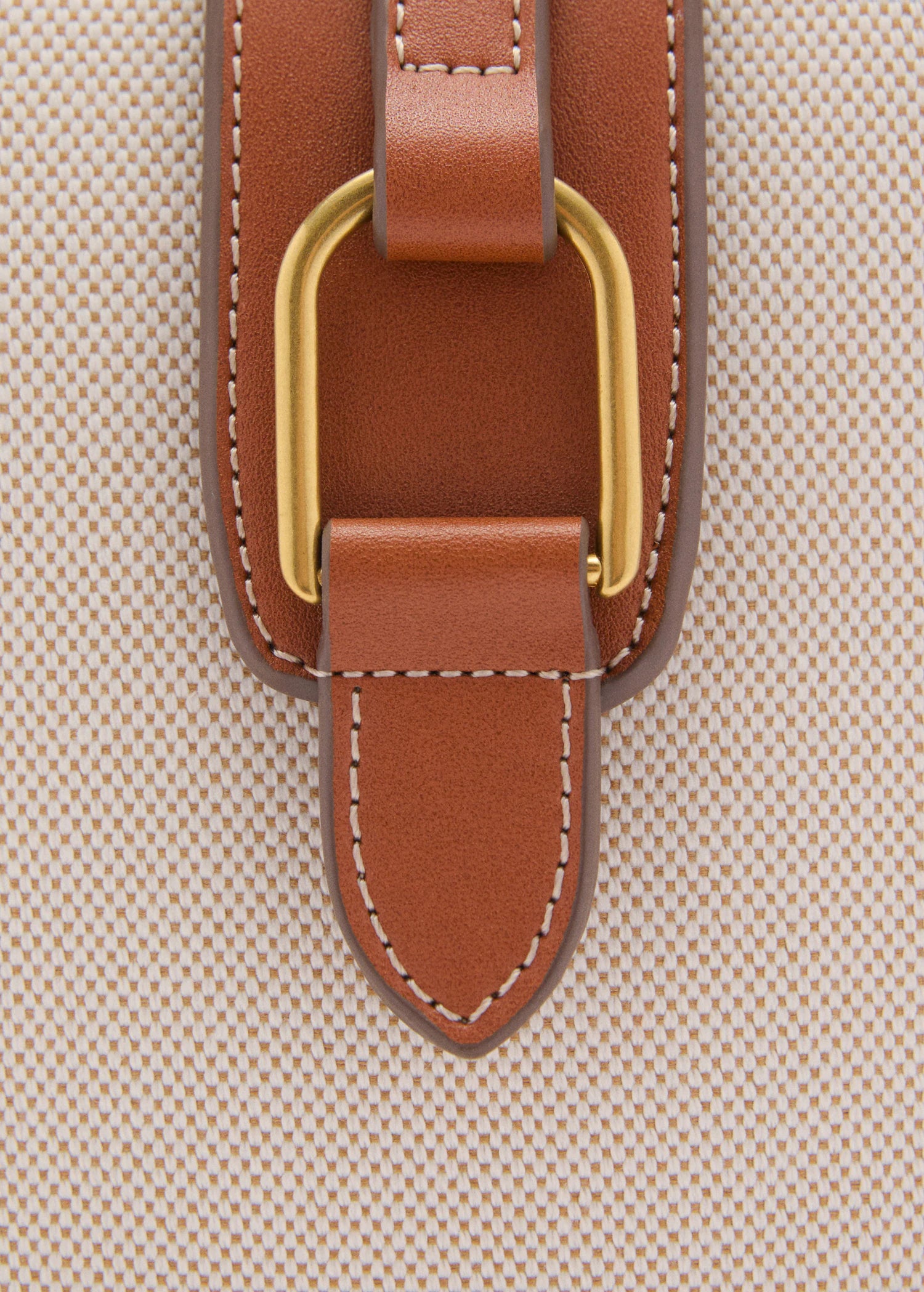 Contrasting Canvas Bucket Bag Leather