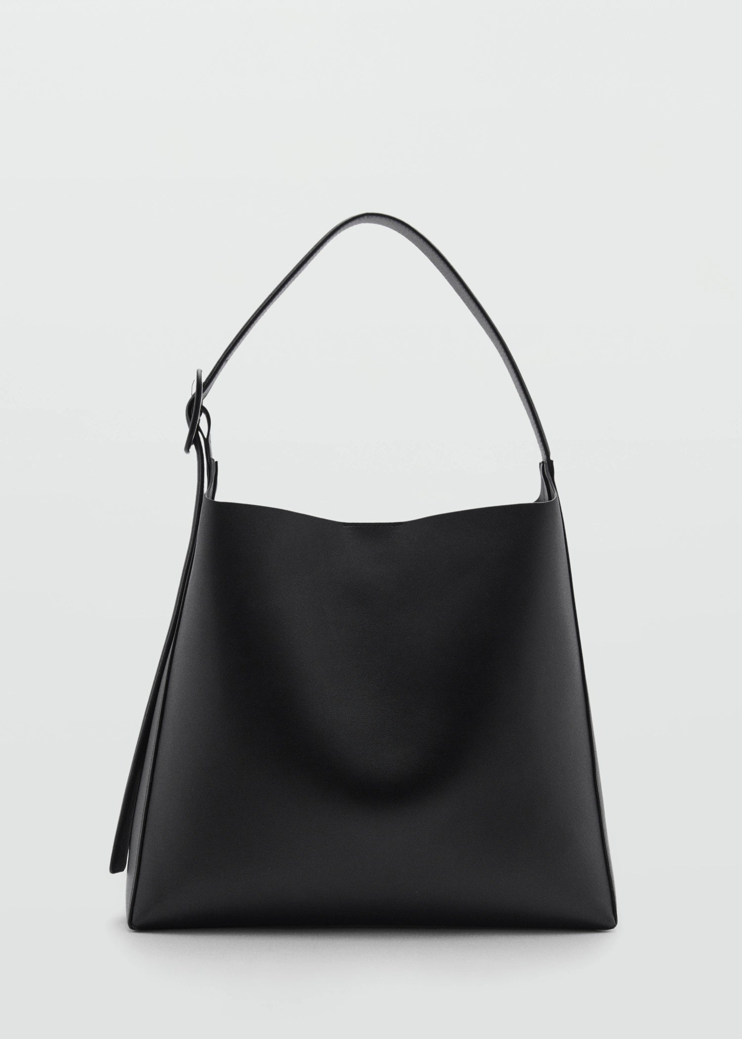 Bucket Bag With Buckle Black
