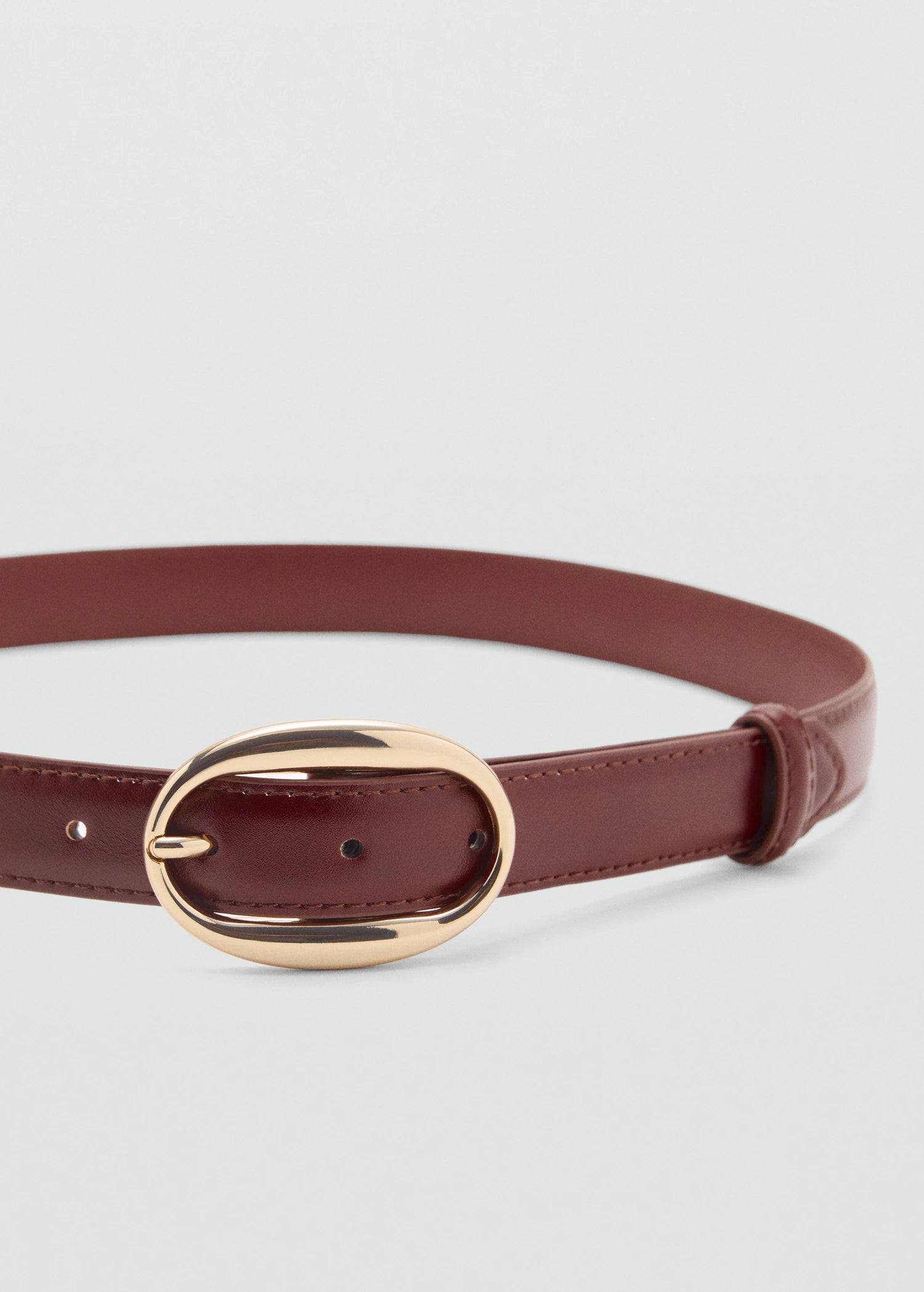 Oval Buckle Belt