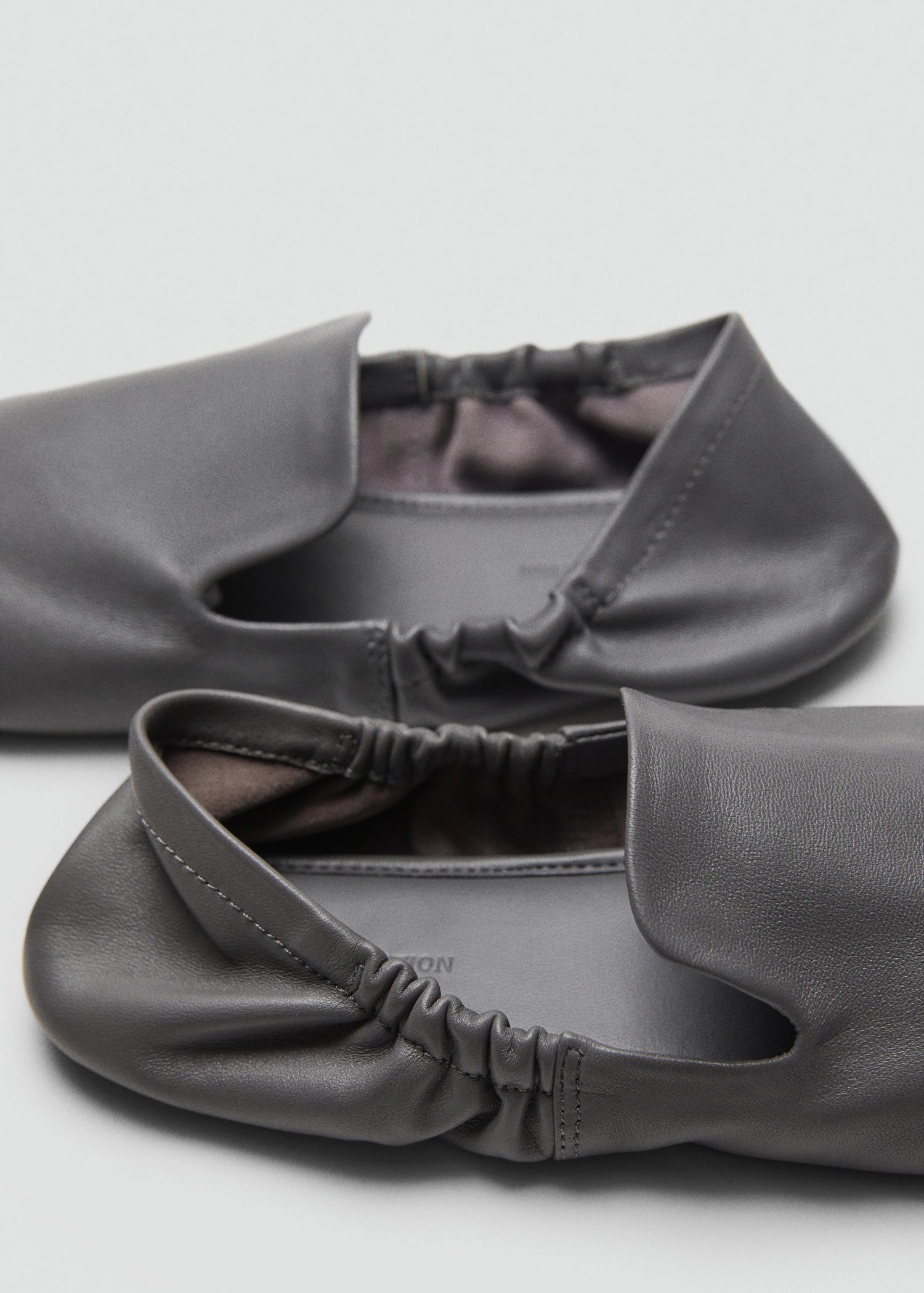 Gathered Leather Shoes