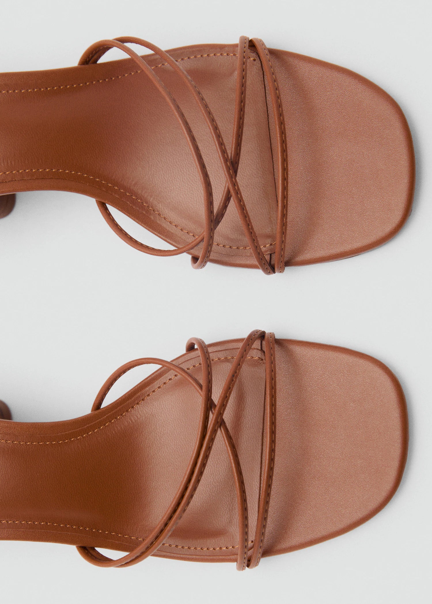 Heeled Sandal With Crossed Straps