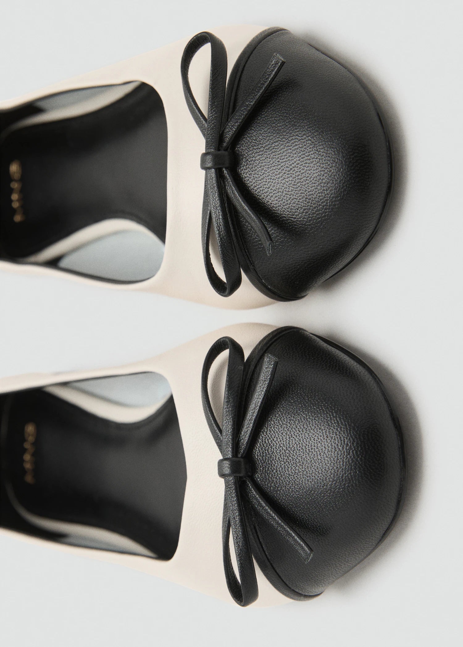 Leather Ballet Flats With Bow