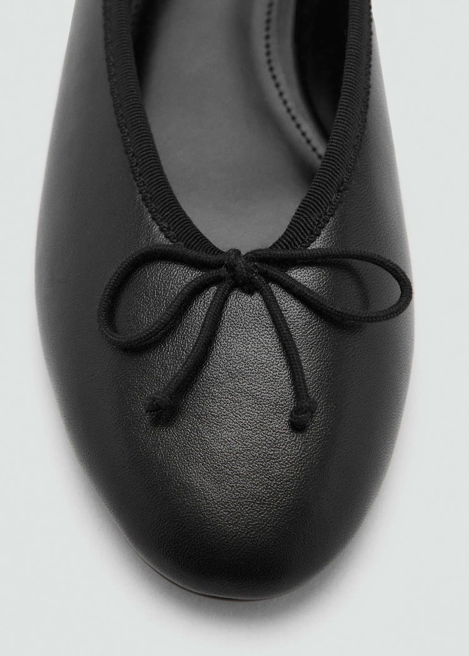 Leather Ballet Flats With Bow