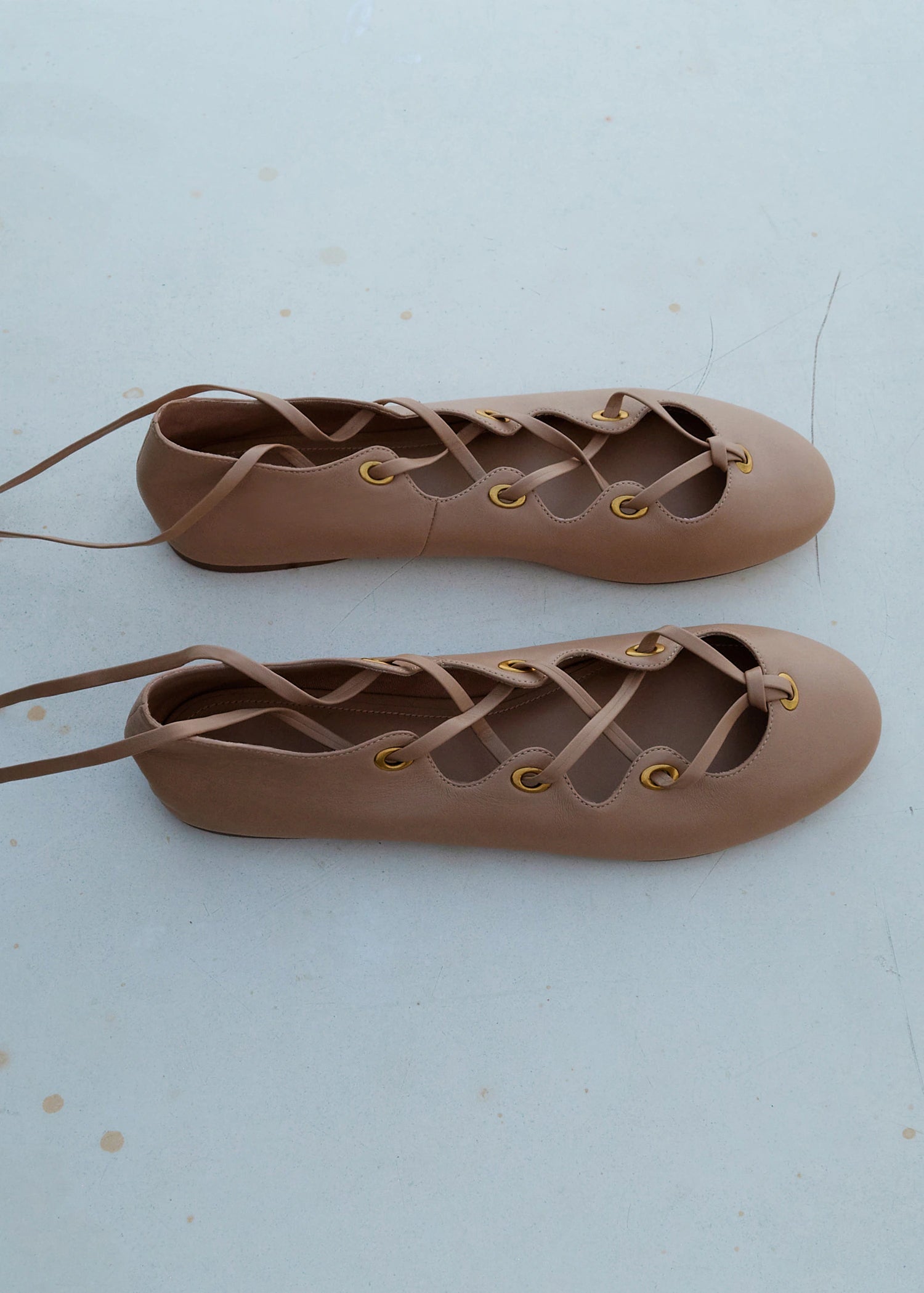 Leather Ballet Flats With Crossed Straps